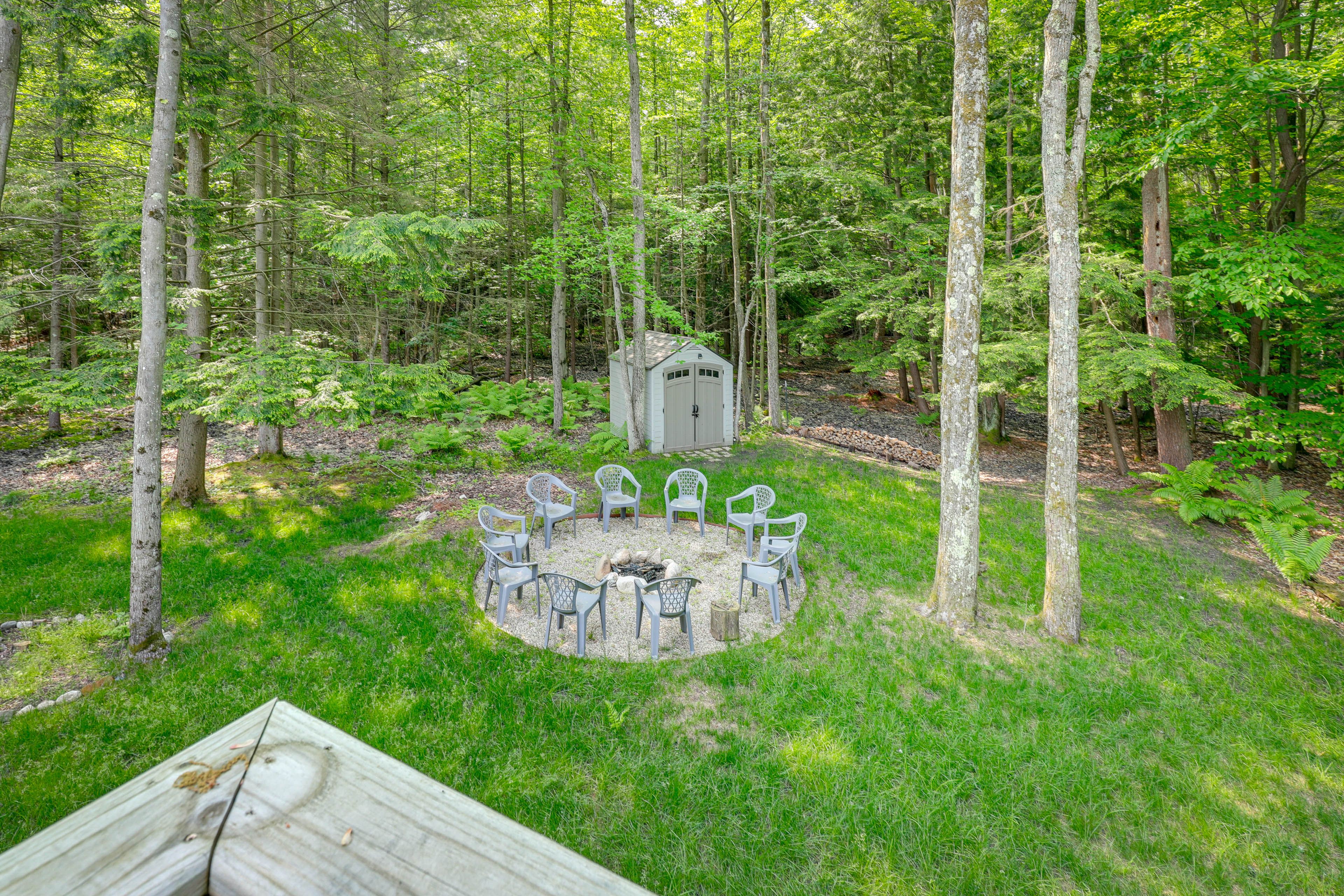 Private Backyard | Fire Pit