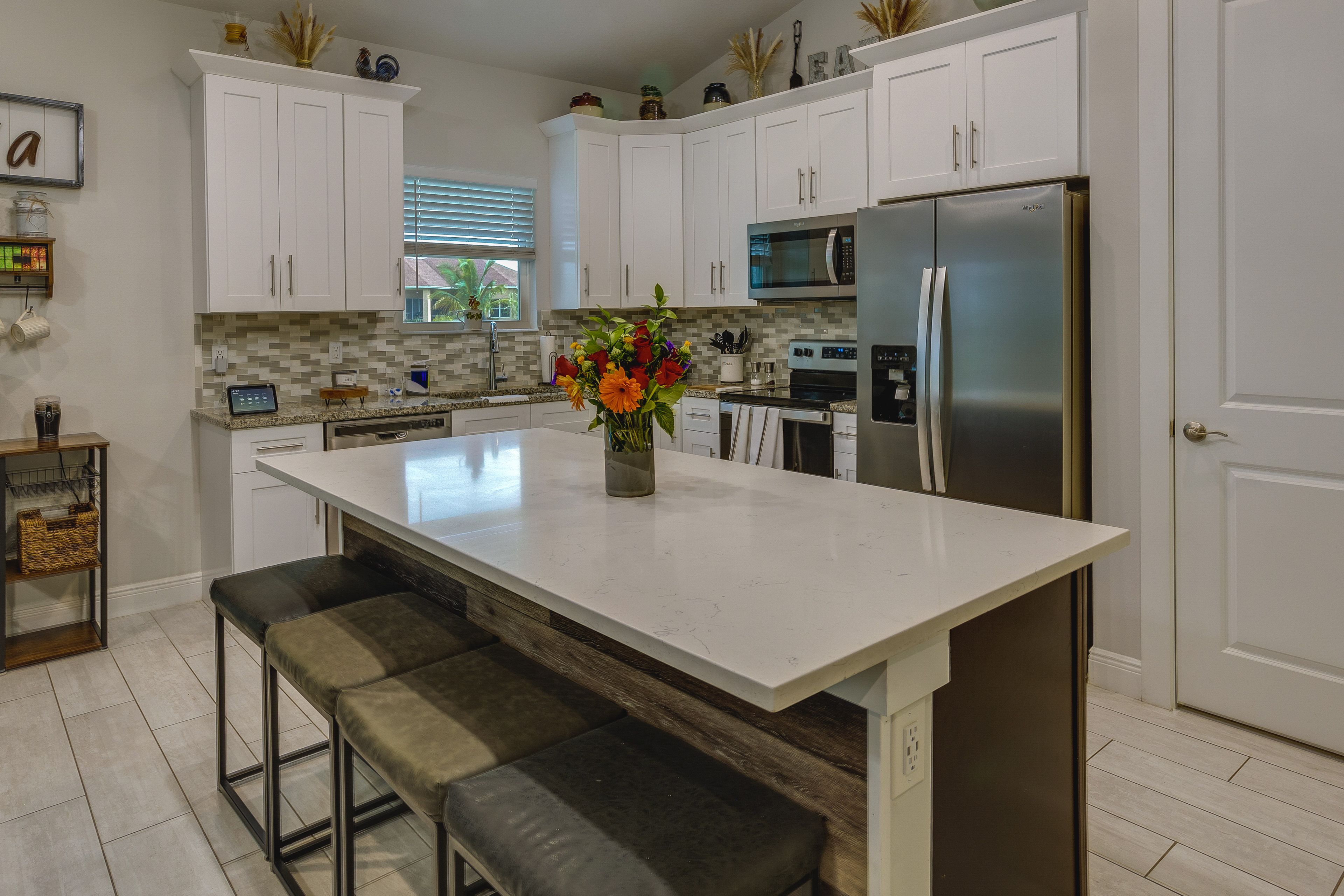 Kitchen | Basic Cooking Essentials | Dishwasher | Breakfast Bar