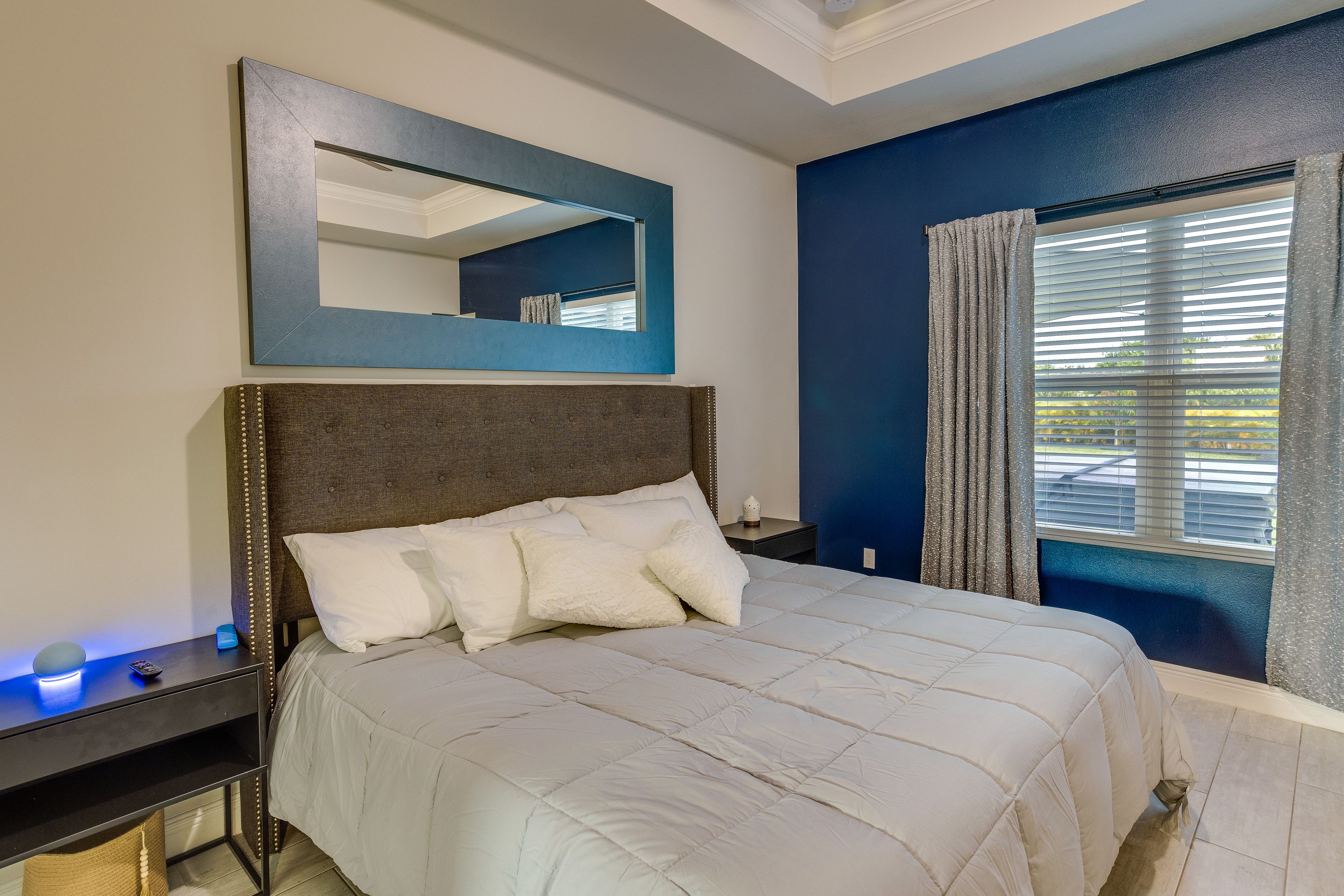 Bedroom 1 | King Bed | Linens & Towels Provided