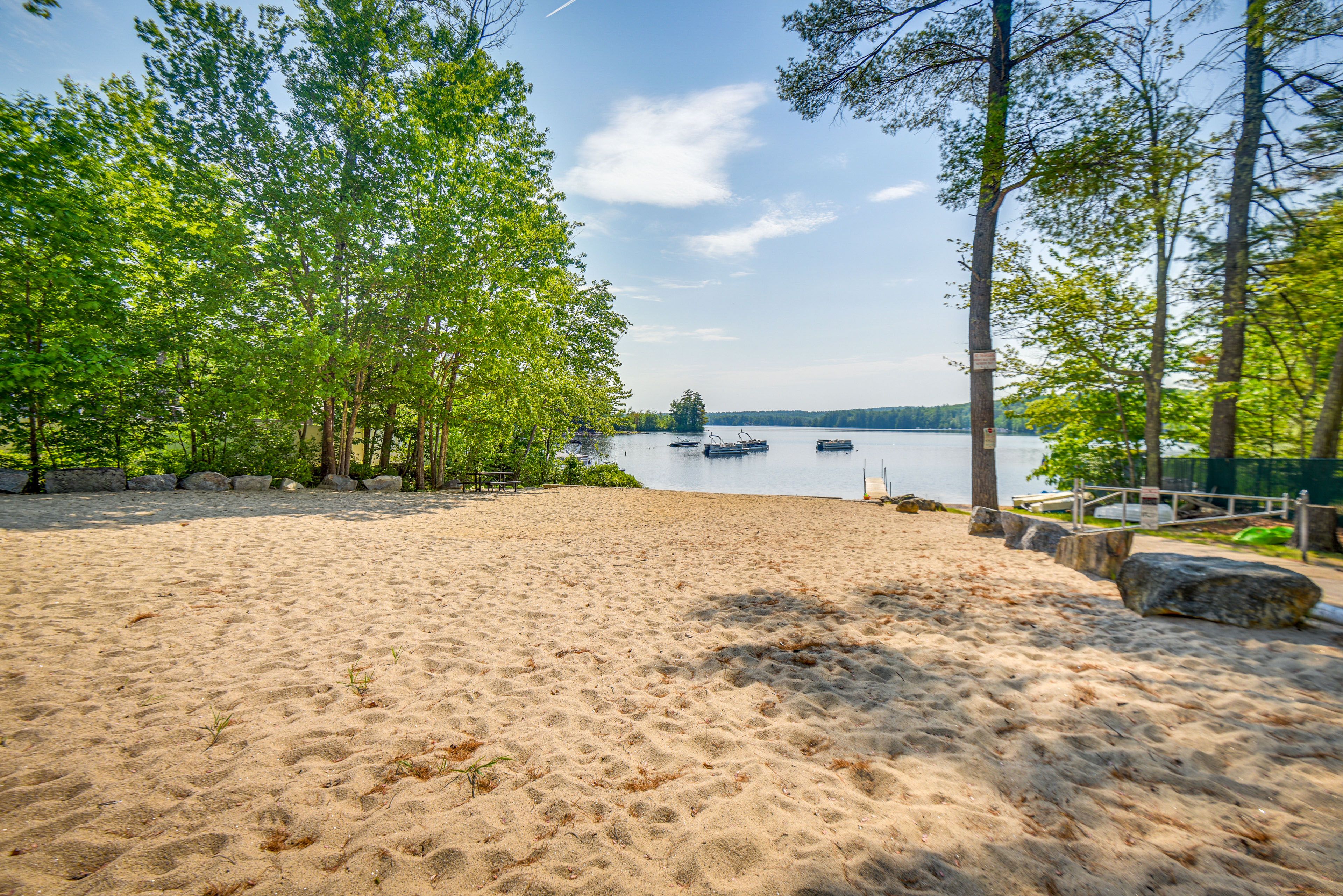 Walk to Sunrise Lake