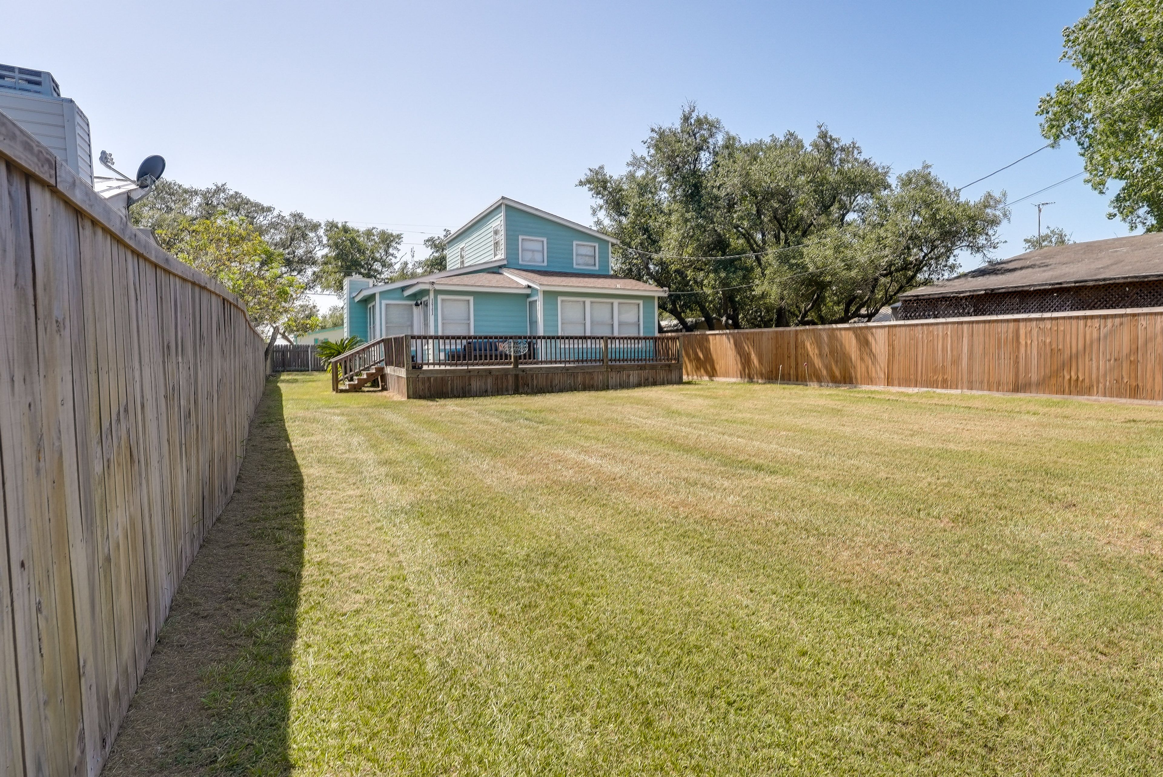 House Exterior | Keyless Entry
