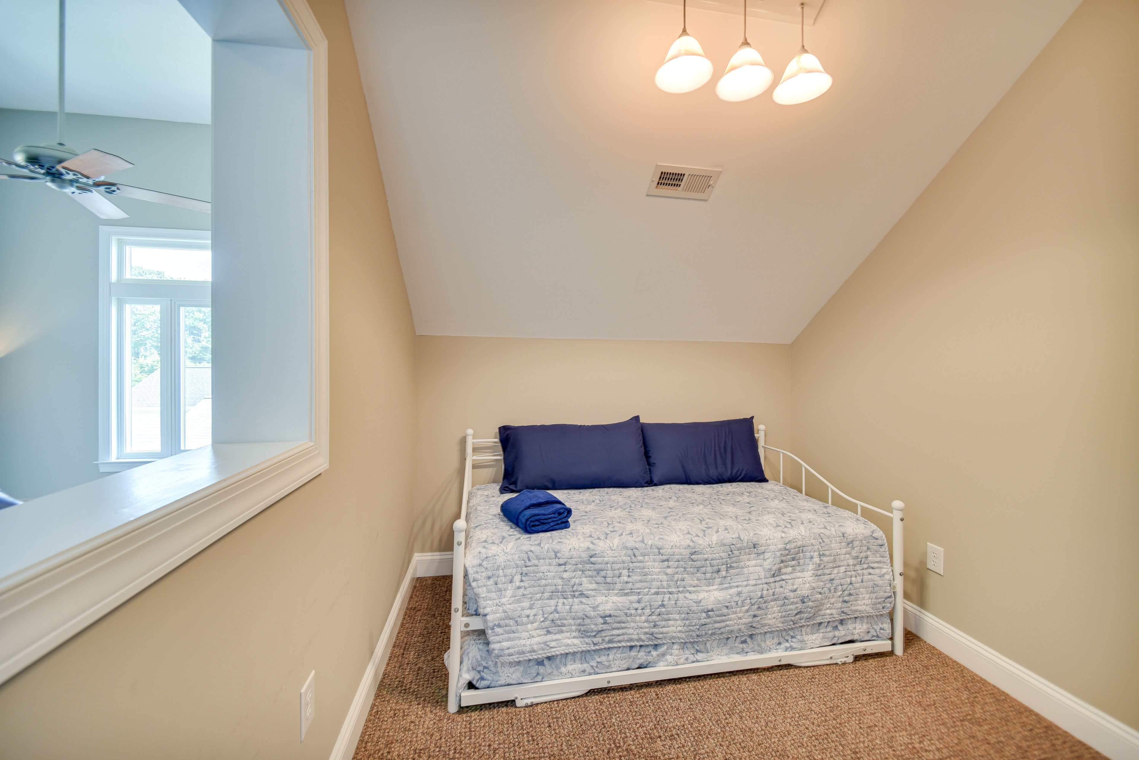 Loft | Twin Daybed w/ Twin Trundle