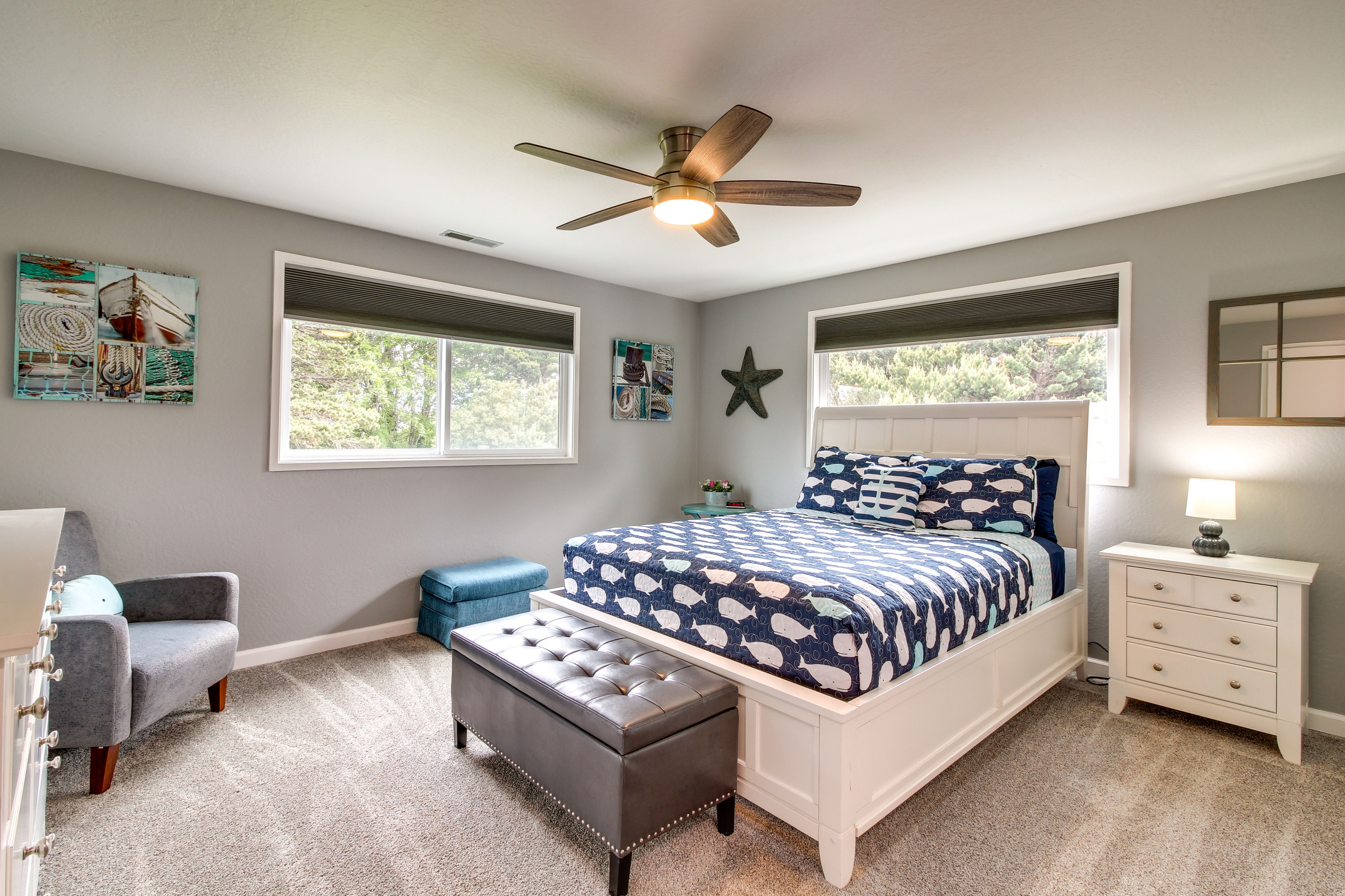 Bedroom 2 | Queen Bed | Smart TV