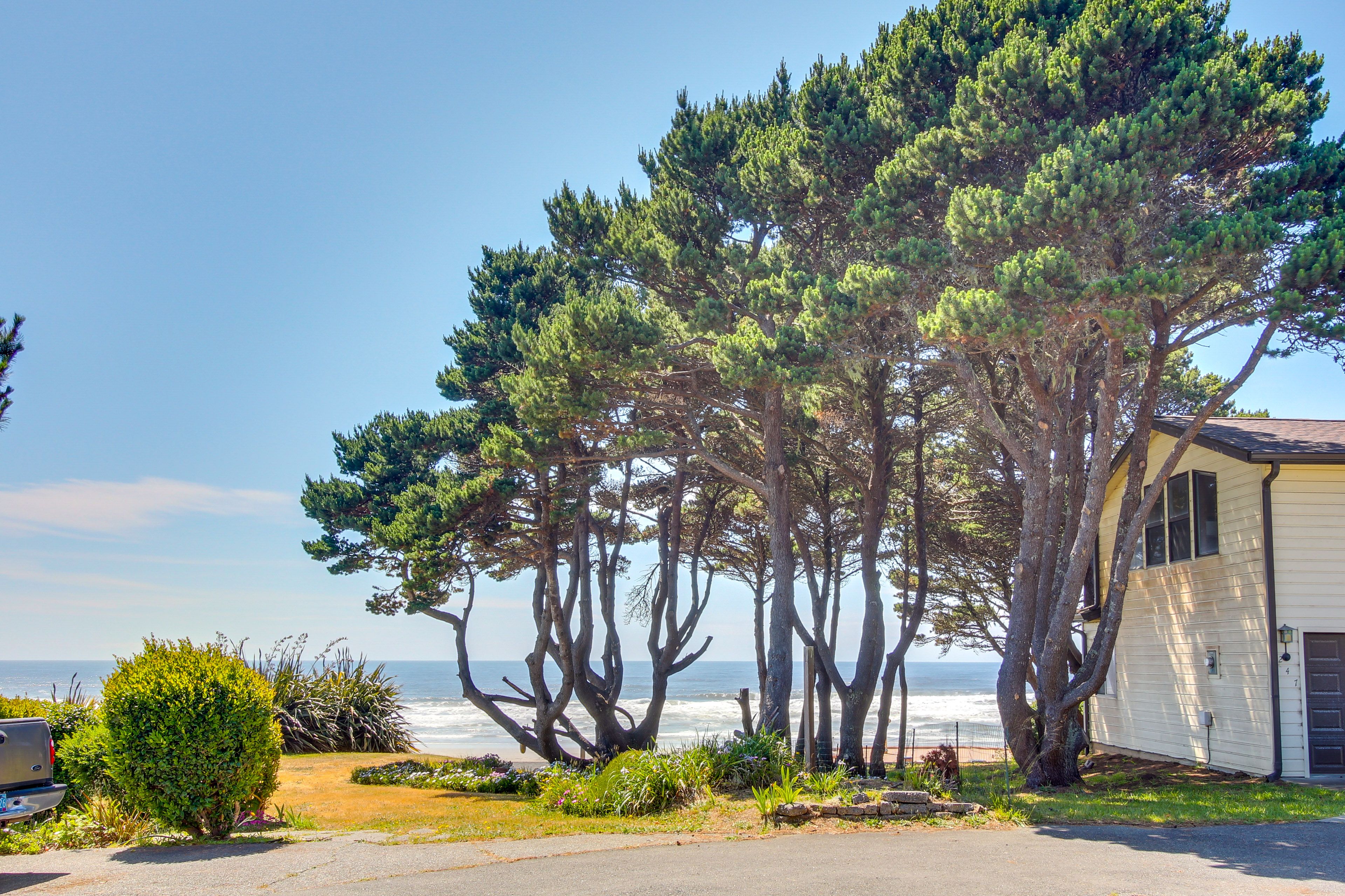 Exterior | Walk to Beach