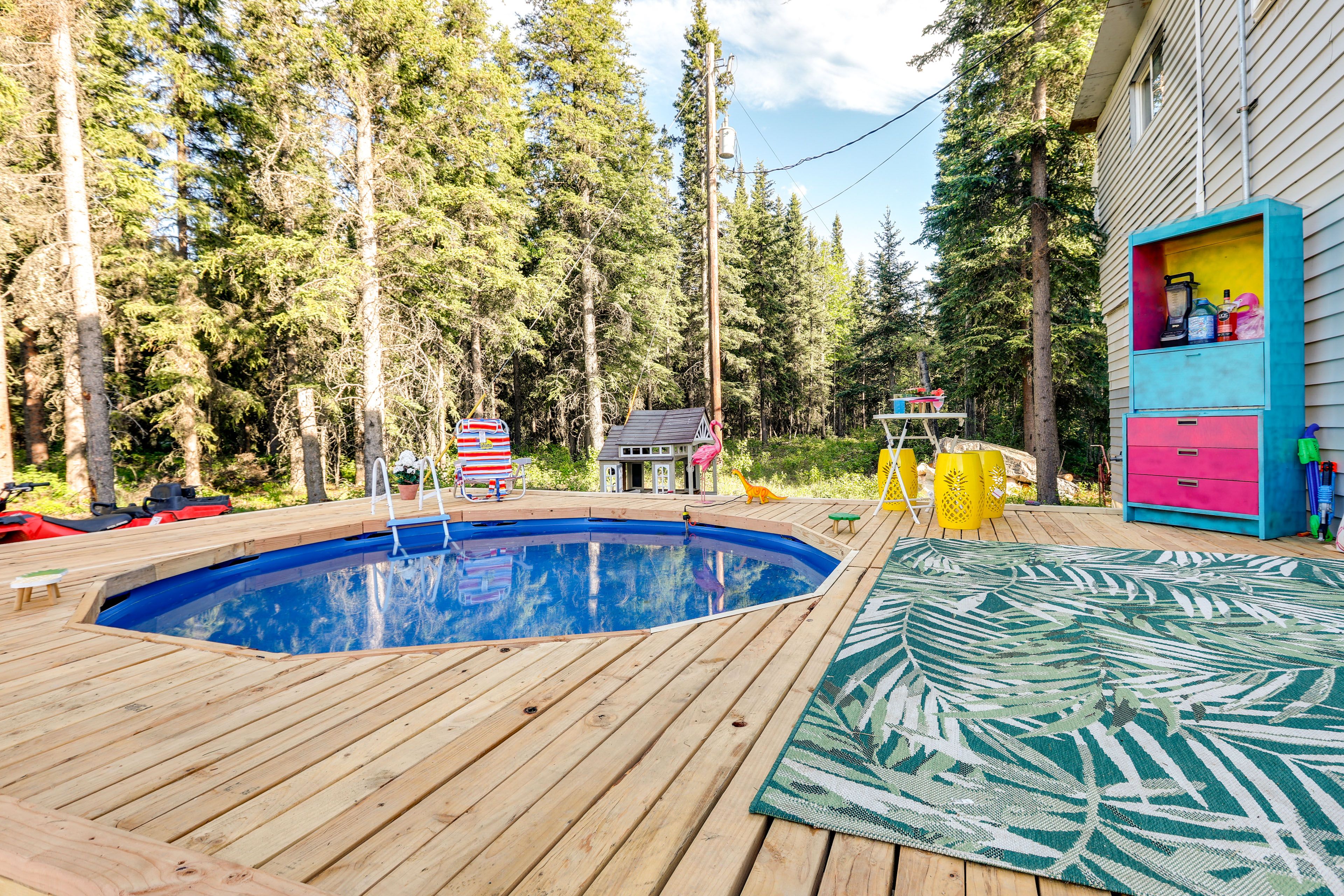 Delta Junction Vacation Rental | 1BR | 1BA | 900 Sq Ft | Staircase to Enter