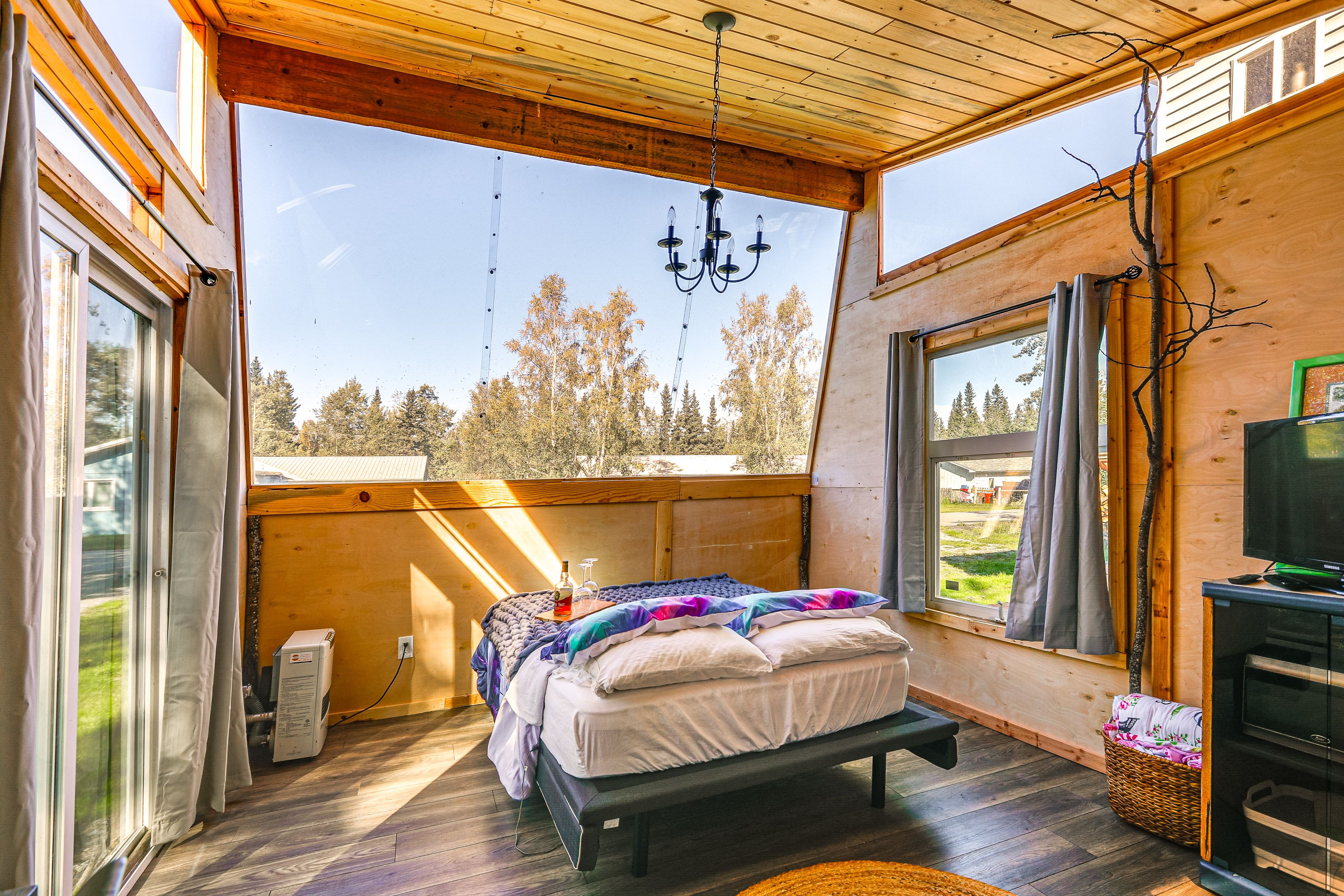 Northern Lights Viewing Cabin | Interior