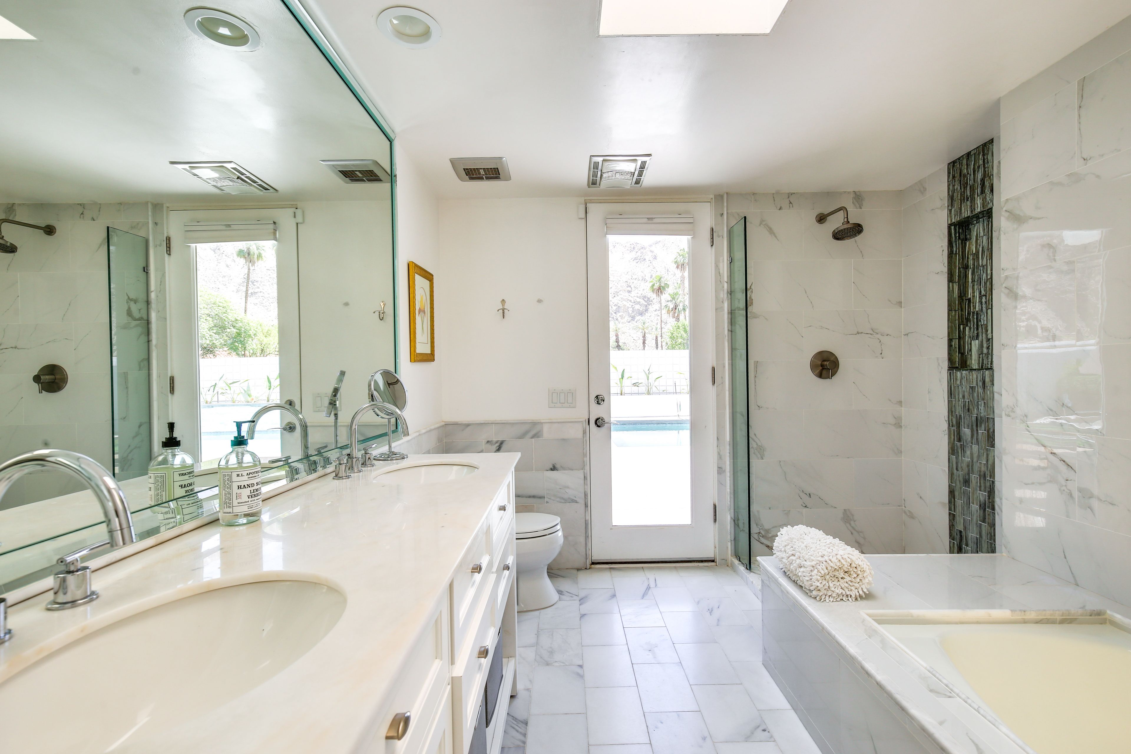 En-Suite Bathroom | Complimentary Toiletries