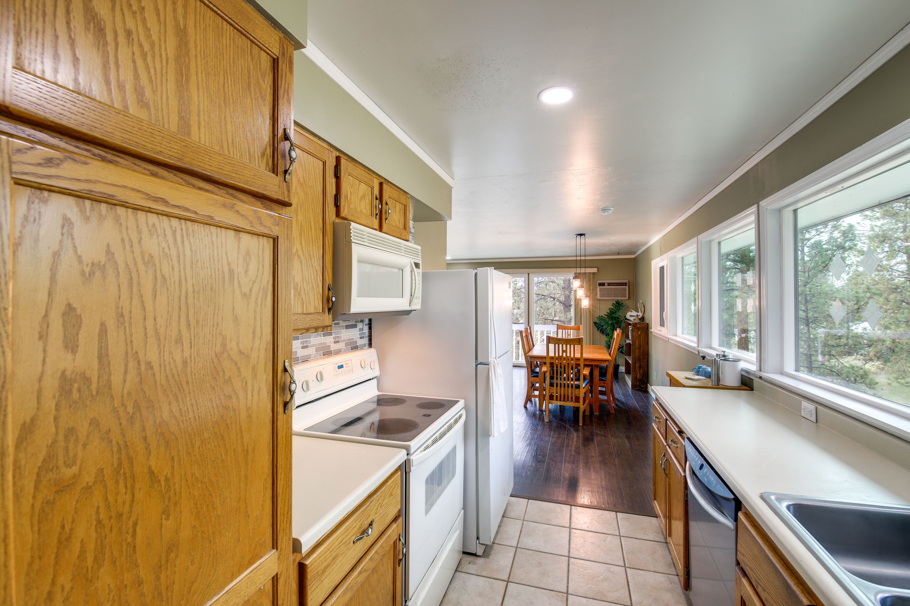 Kitchen | Cooking Basics | Coffee Maker | Blender | Microwave | Toaster