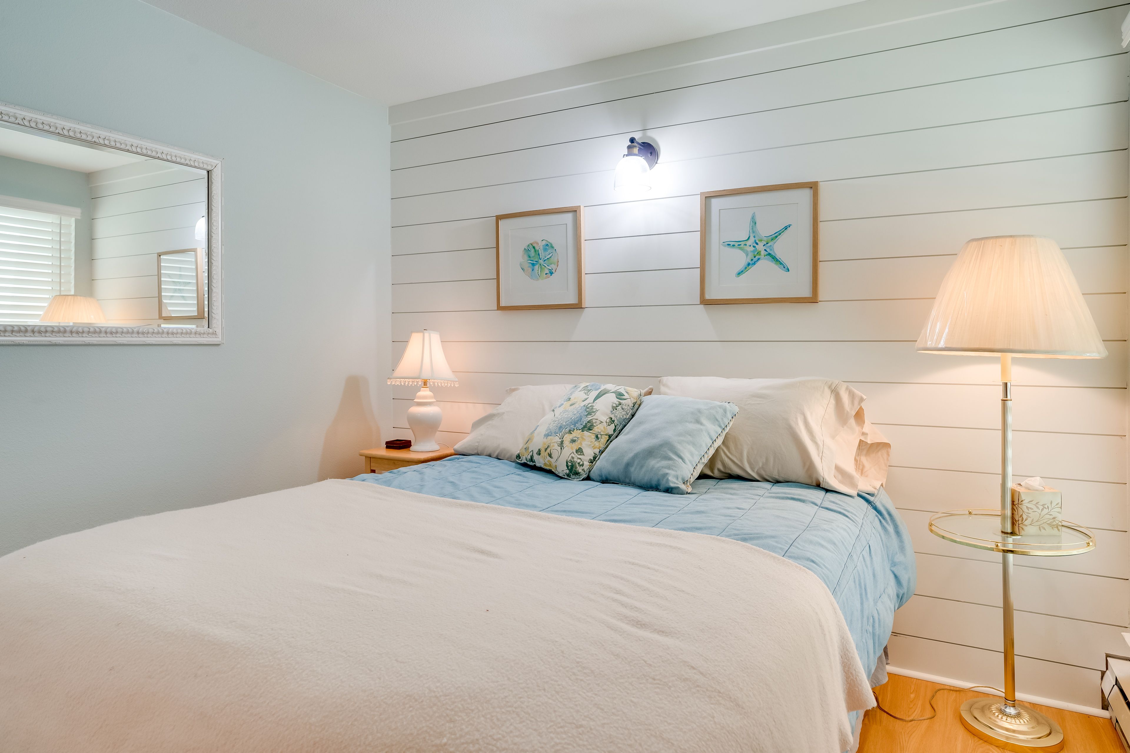 Bedroom | 1st Floor | Queen Bed | Linens Provided | Smart TV