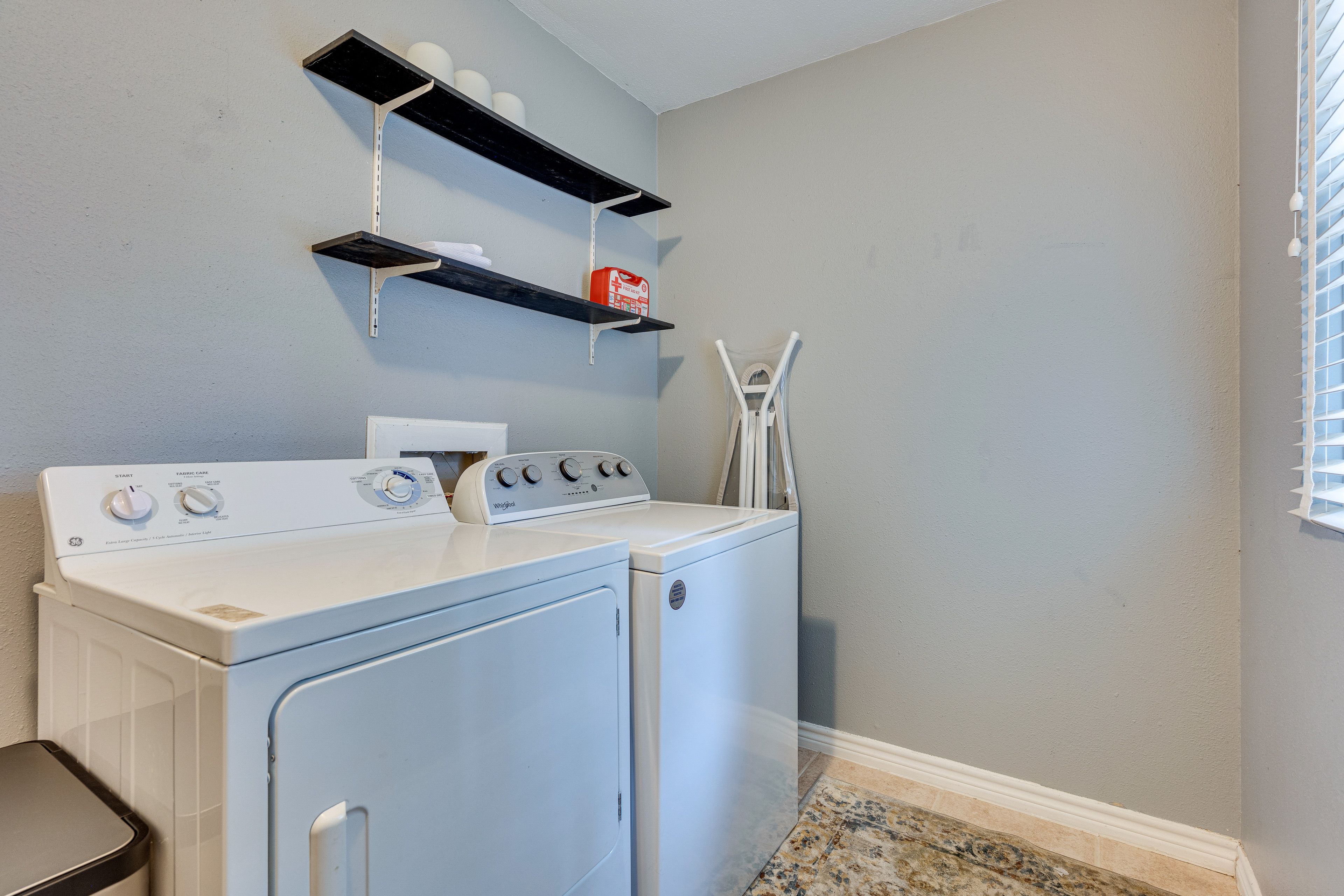 Washer & Dryer