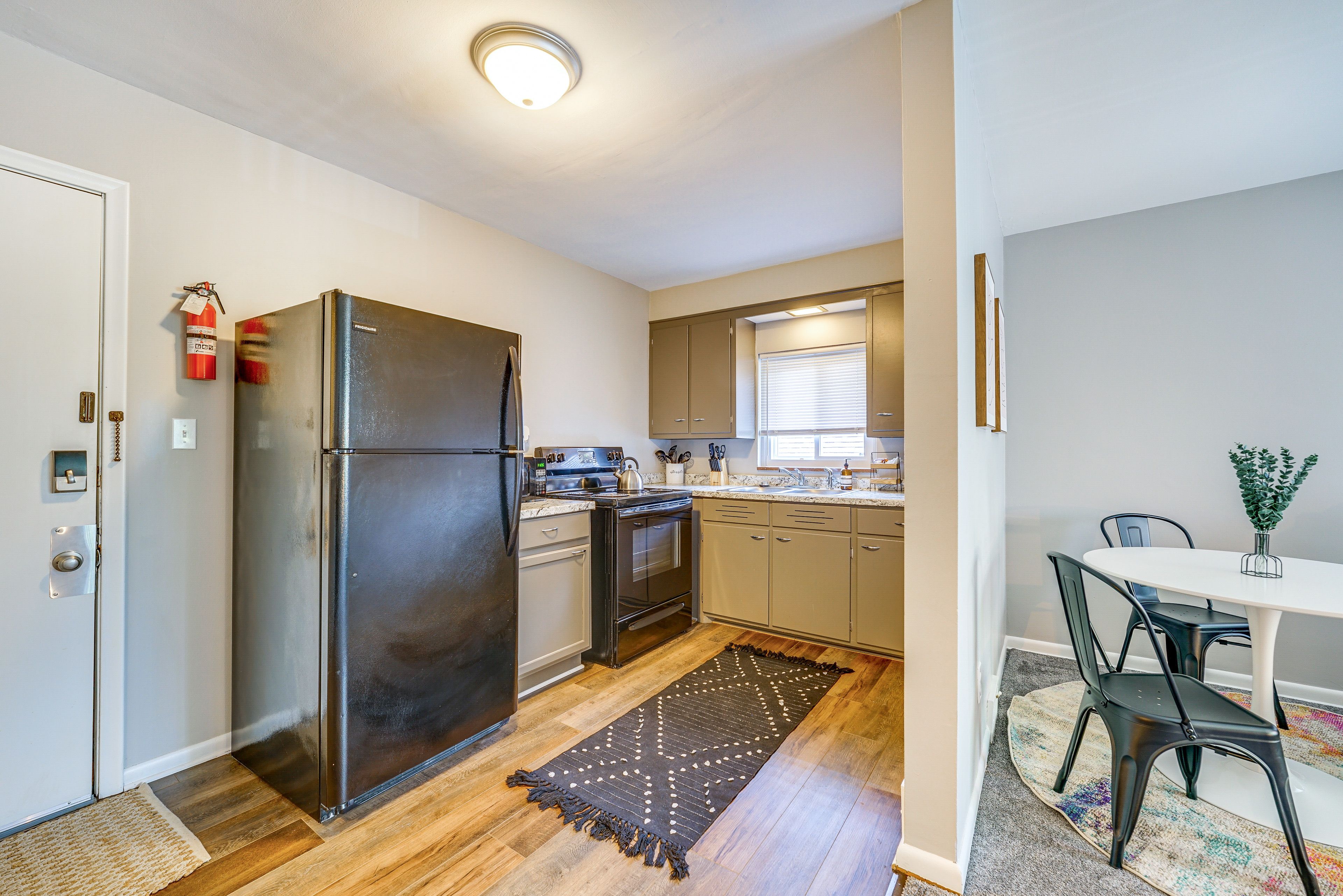 Kitchen | Crockpot | Keurig Coffee Maker | Tea Kettle | Toaster