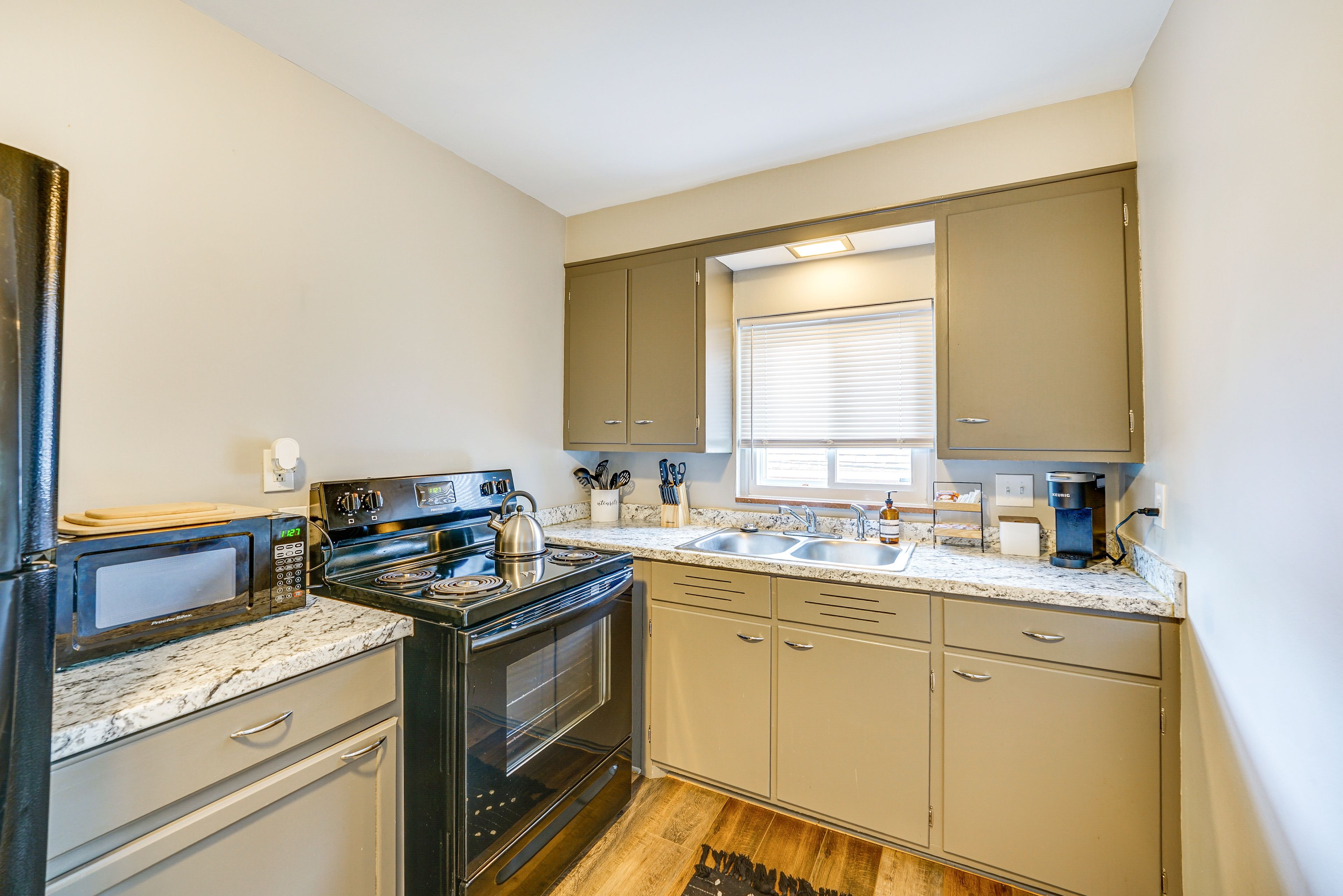 Kitchen | 2nd-Floor Apartment | Central Air Conditioning