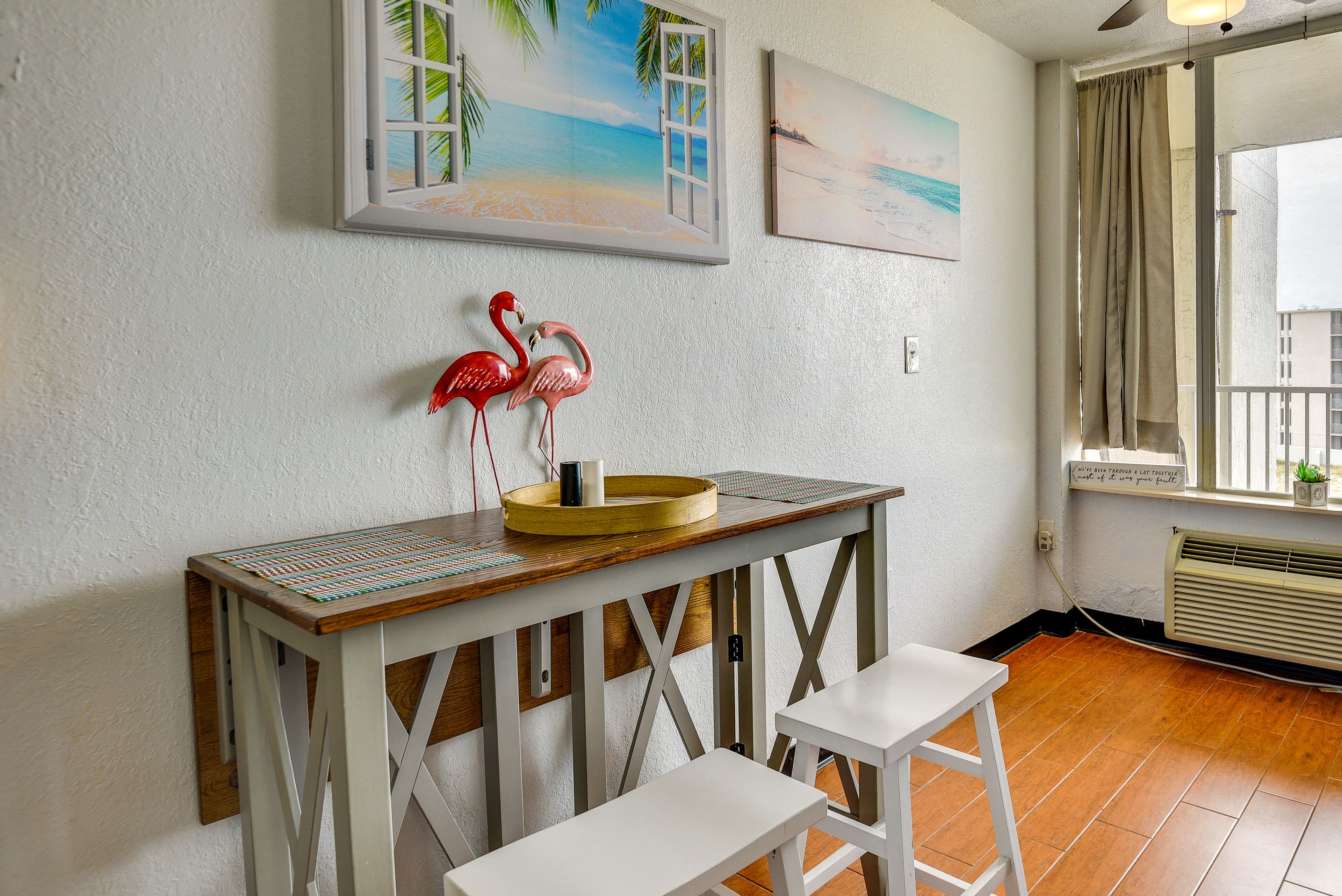 Dining Nook | Dishware & Flatware Provided