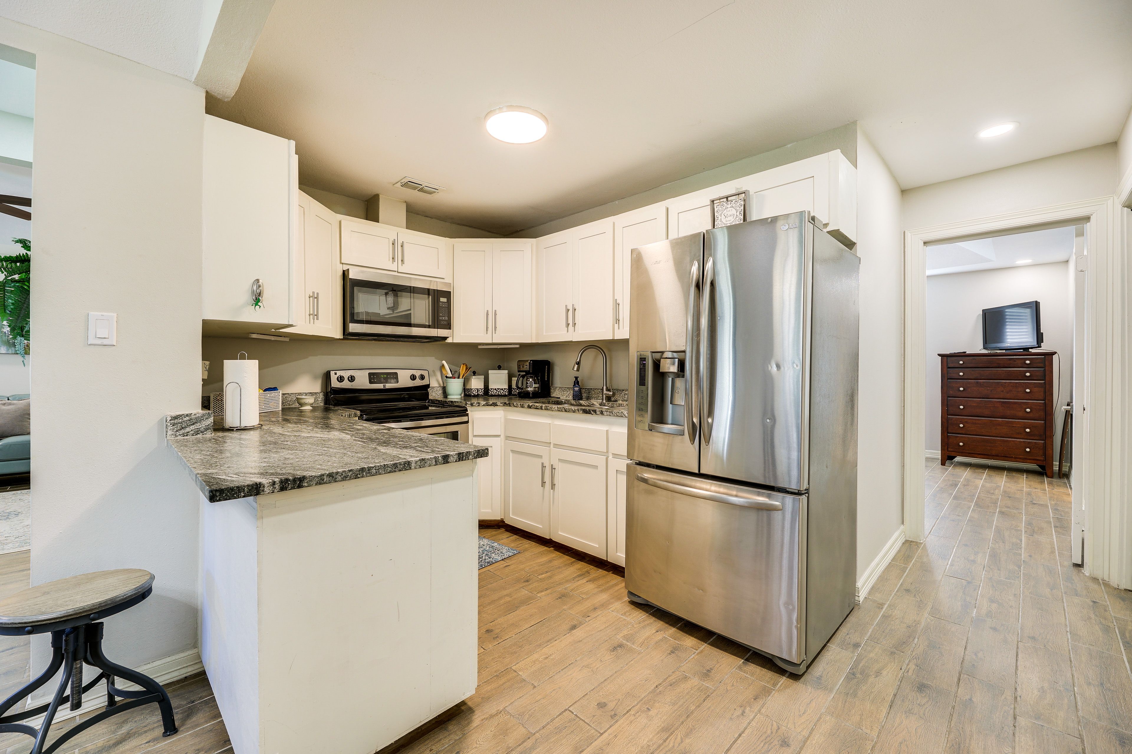 Kitchen | Blender | Crockpot | Drip Coffee Maker | Toaster
