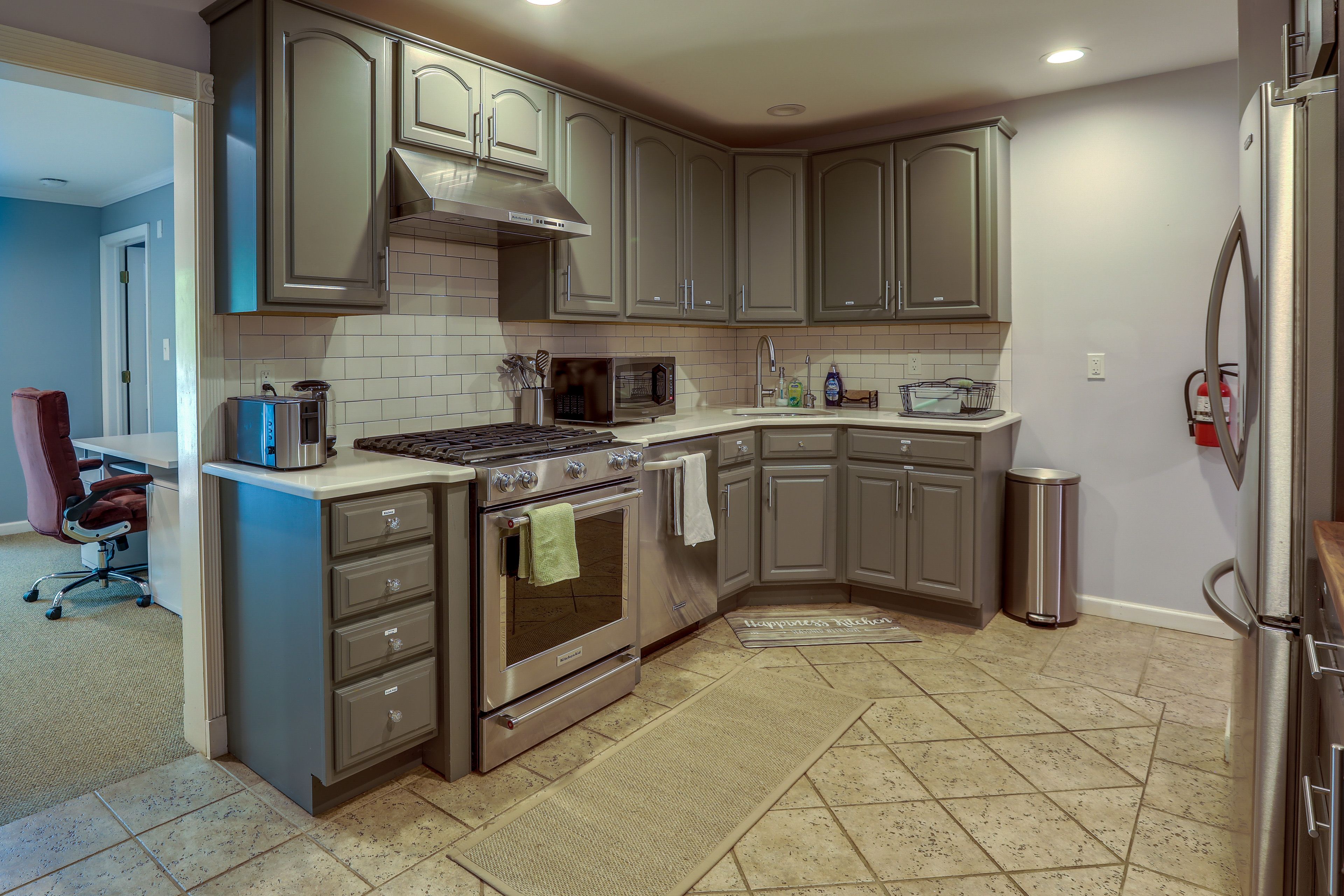 Kitchen | 1st Floor