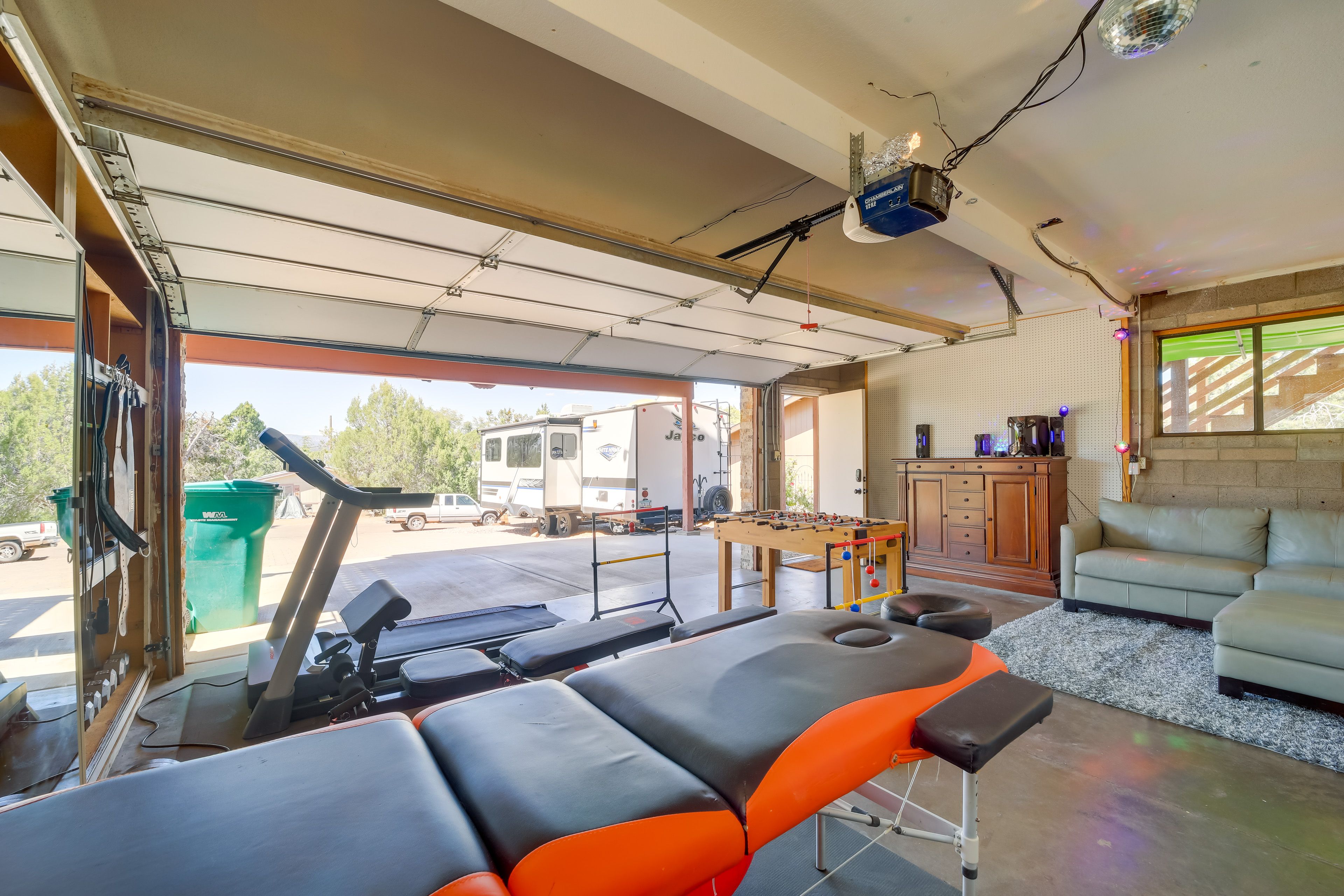 Furnished Garage | Home Gym | Massage Table | Foosball Table