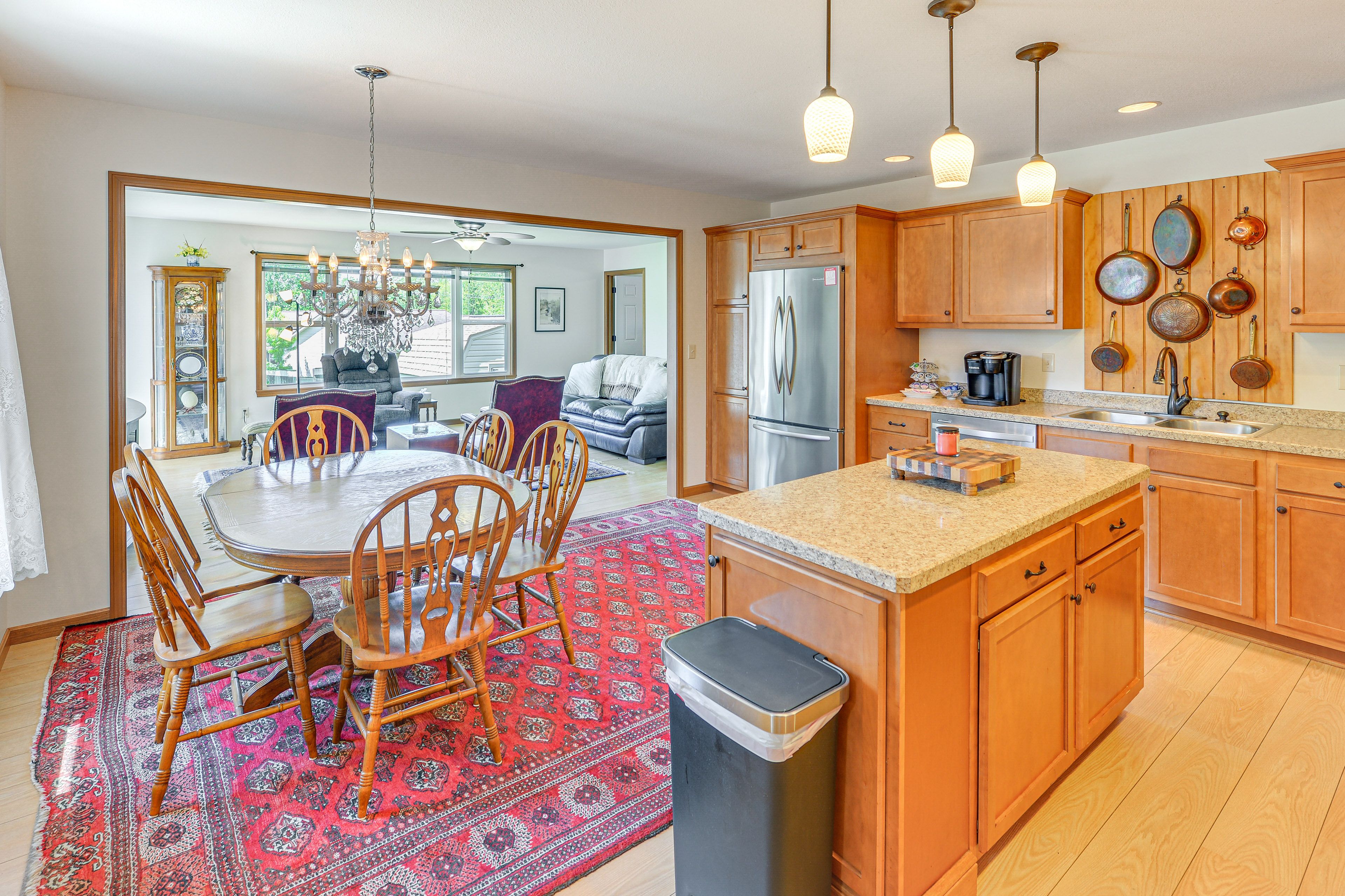 Dining & Kitchen Area | Open Floor Plan