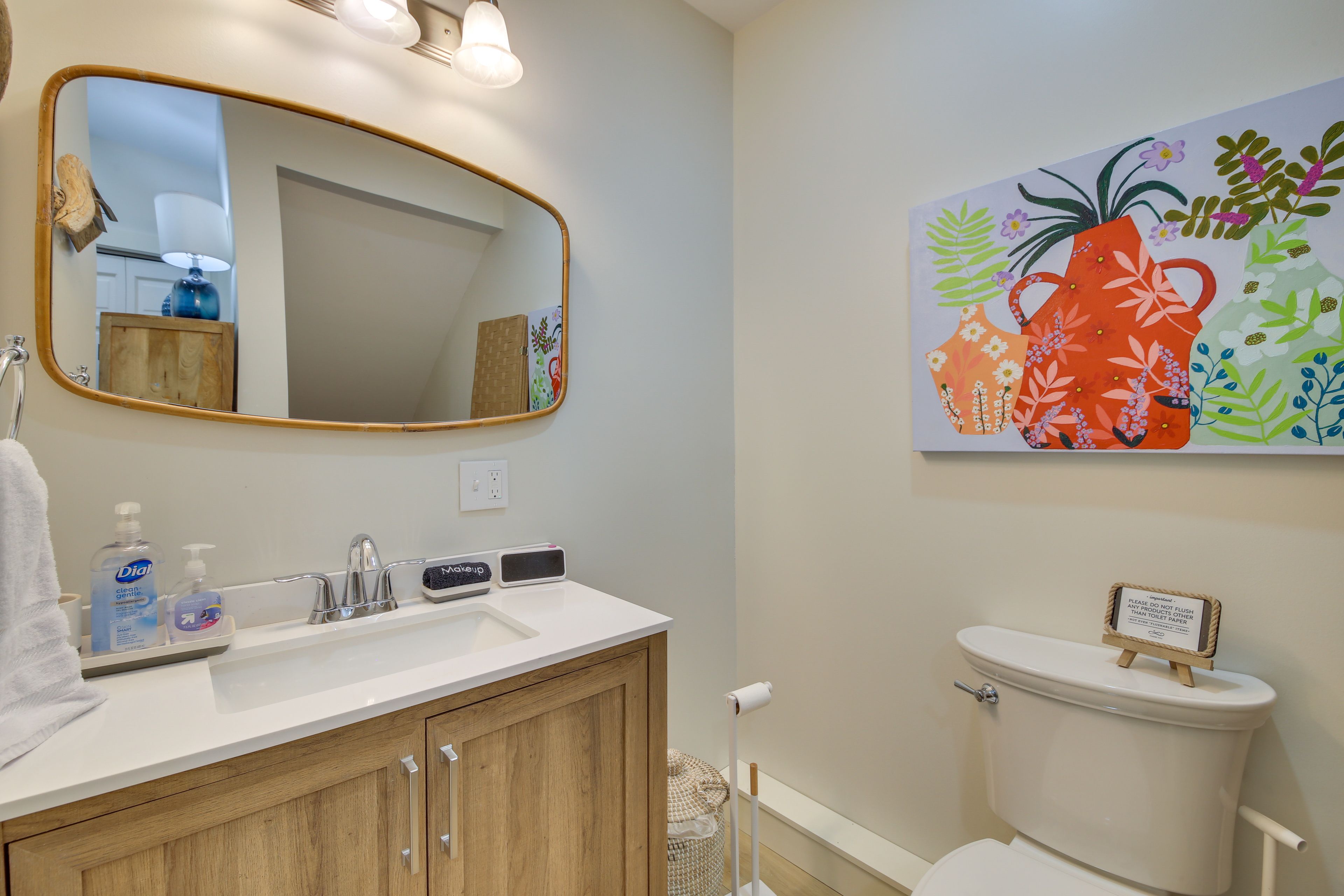 Full Bathroom | Shower | 1st Floor
