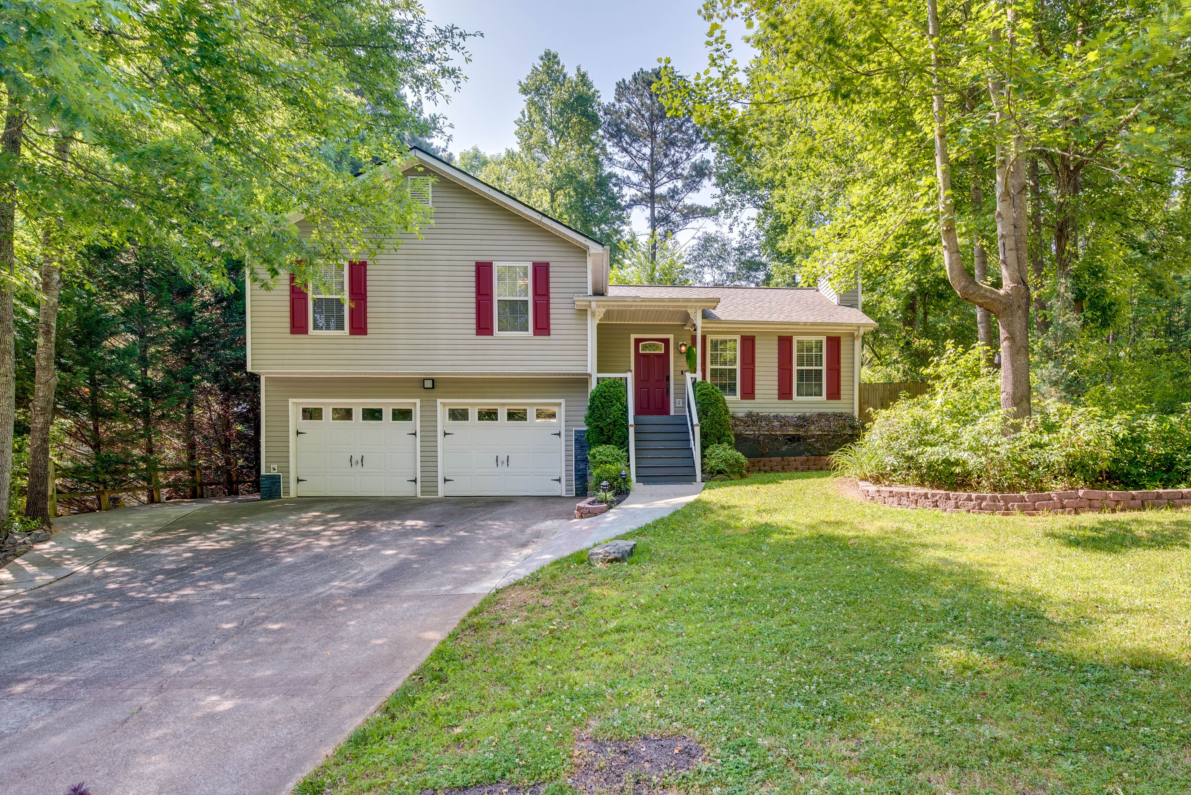 Temple Vacation Rental | 3BR | 2BA | 1,200 Sq Ft | Stairs Required