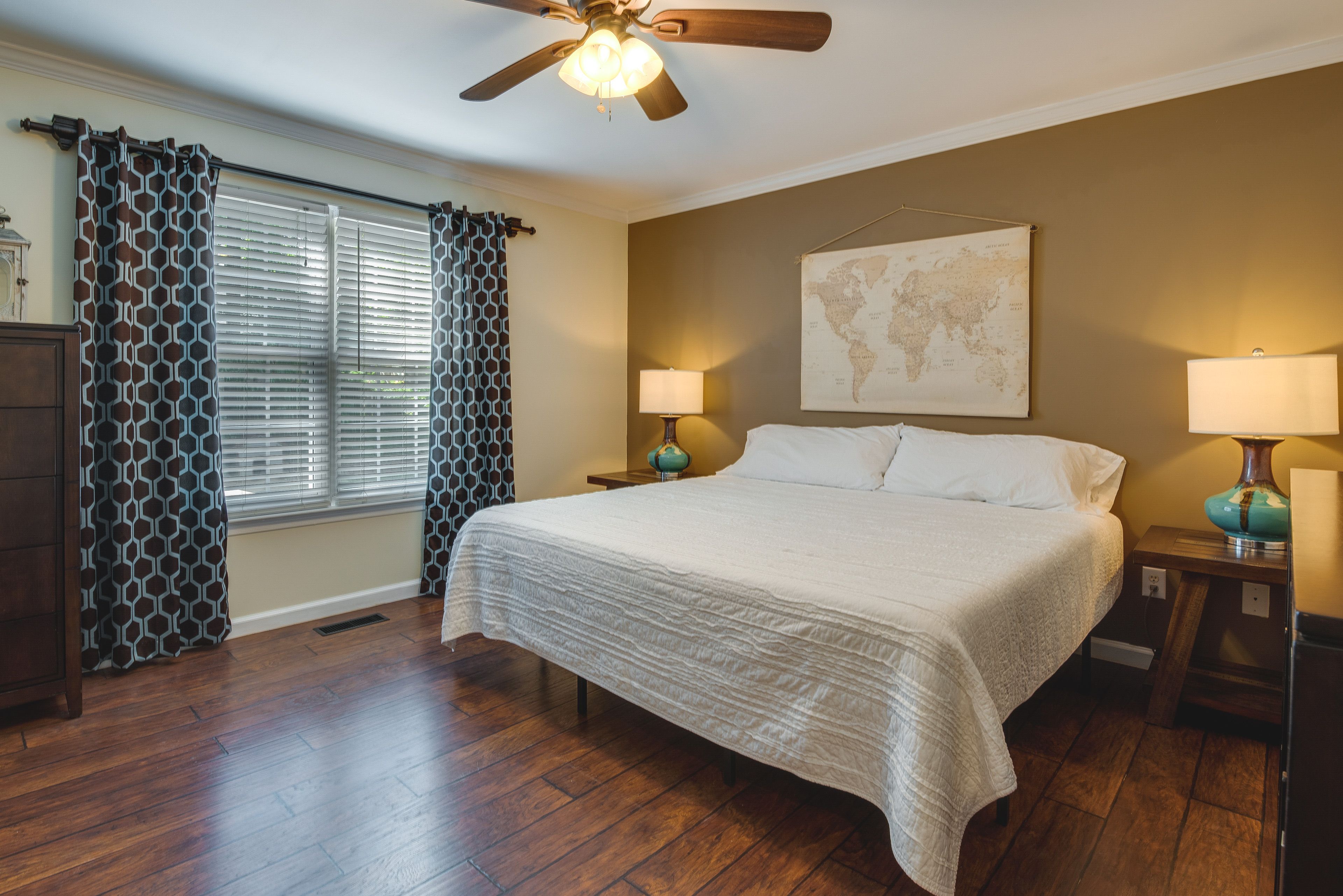 Bedroom 1 | King Bed | Linens Provided