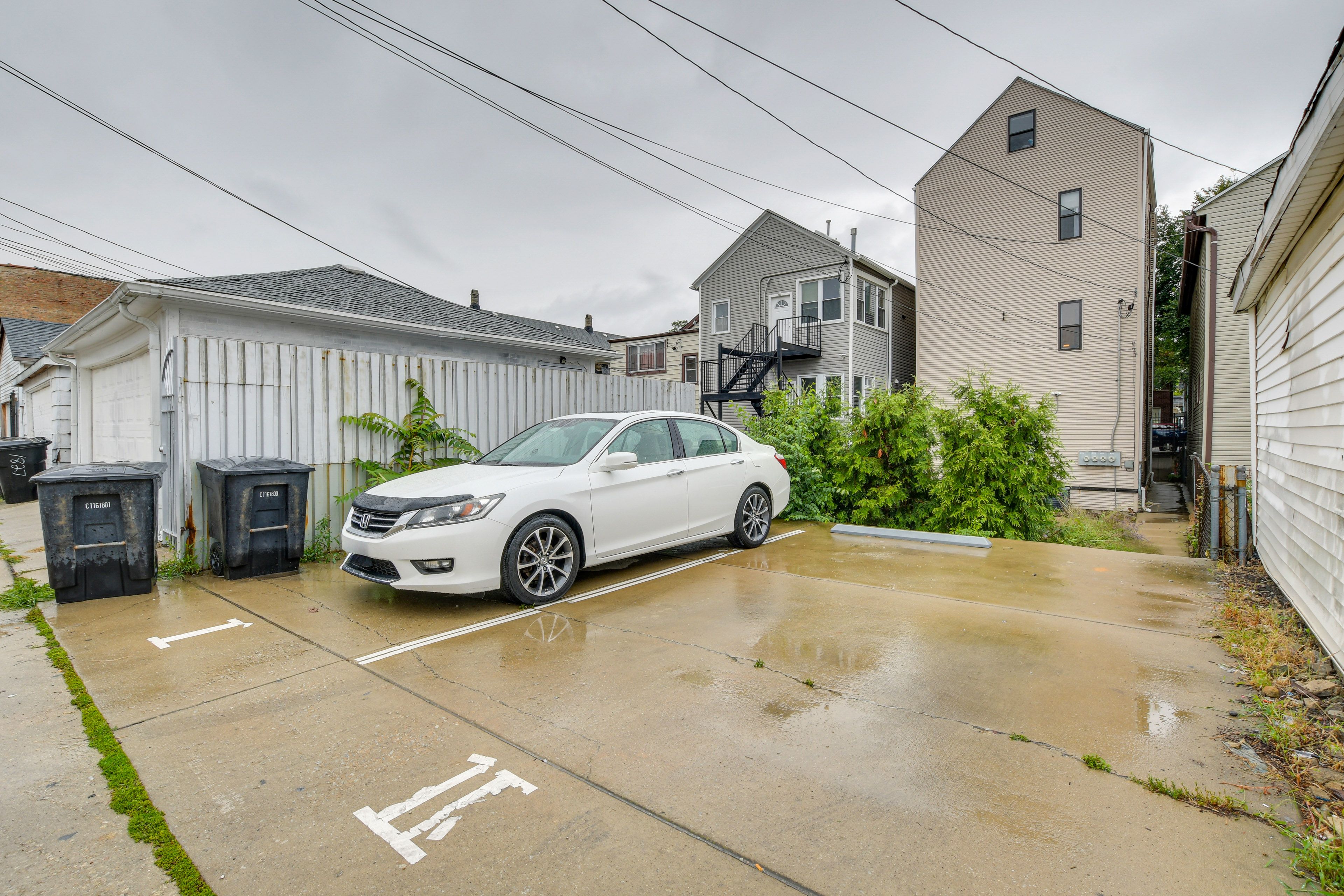 Parking | Driveway (1 Vehicle)