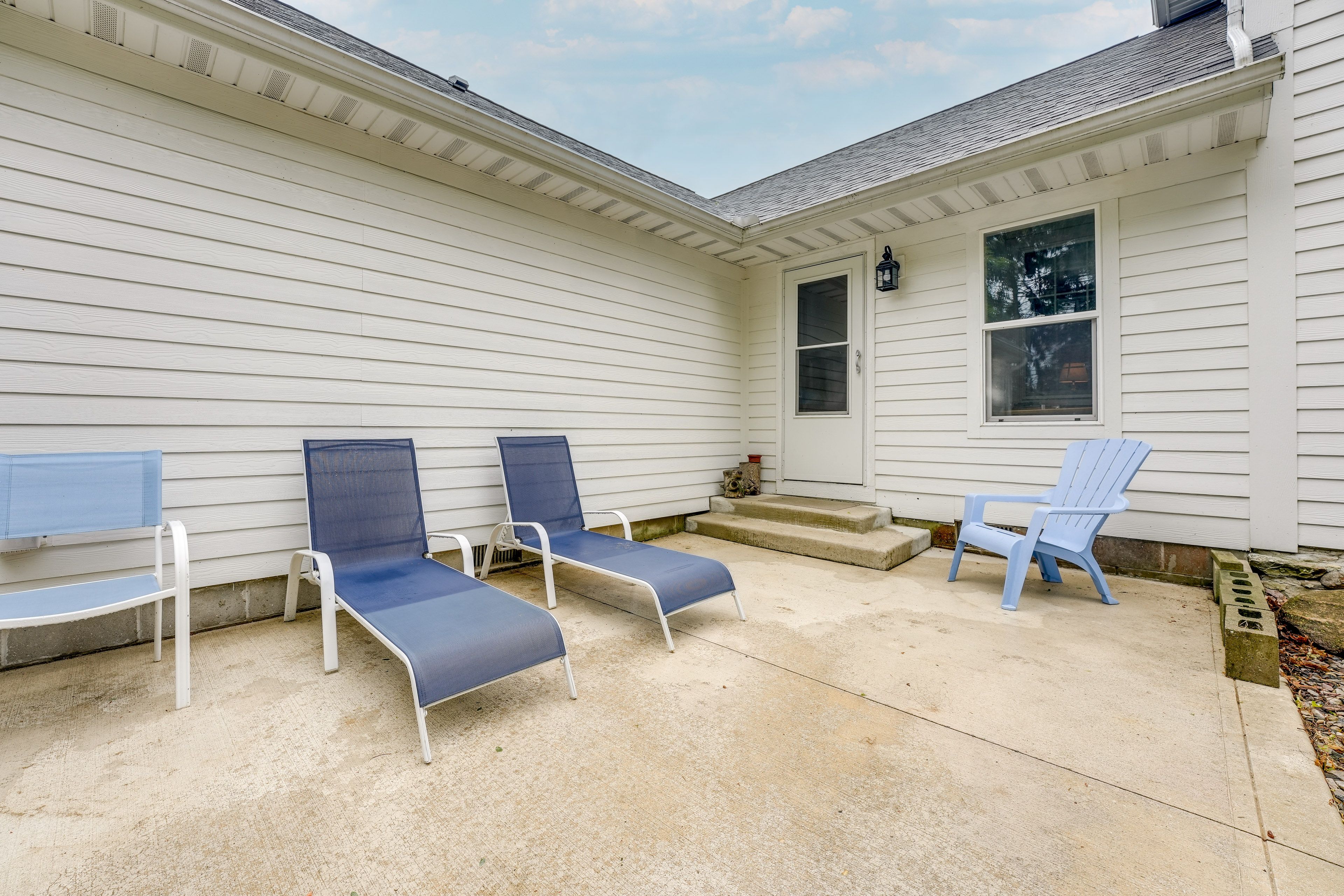 Side Patio