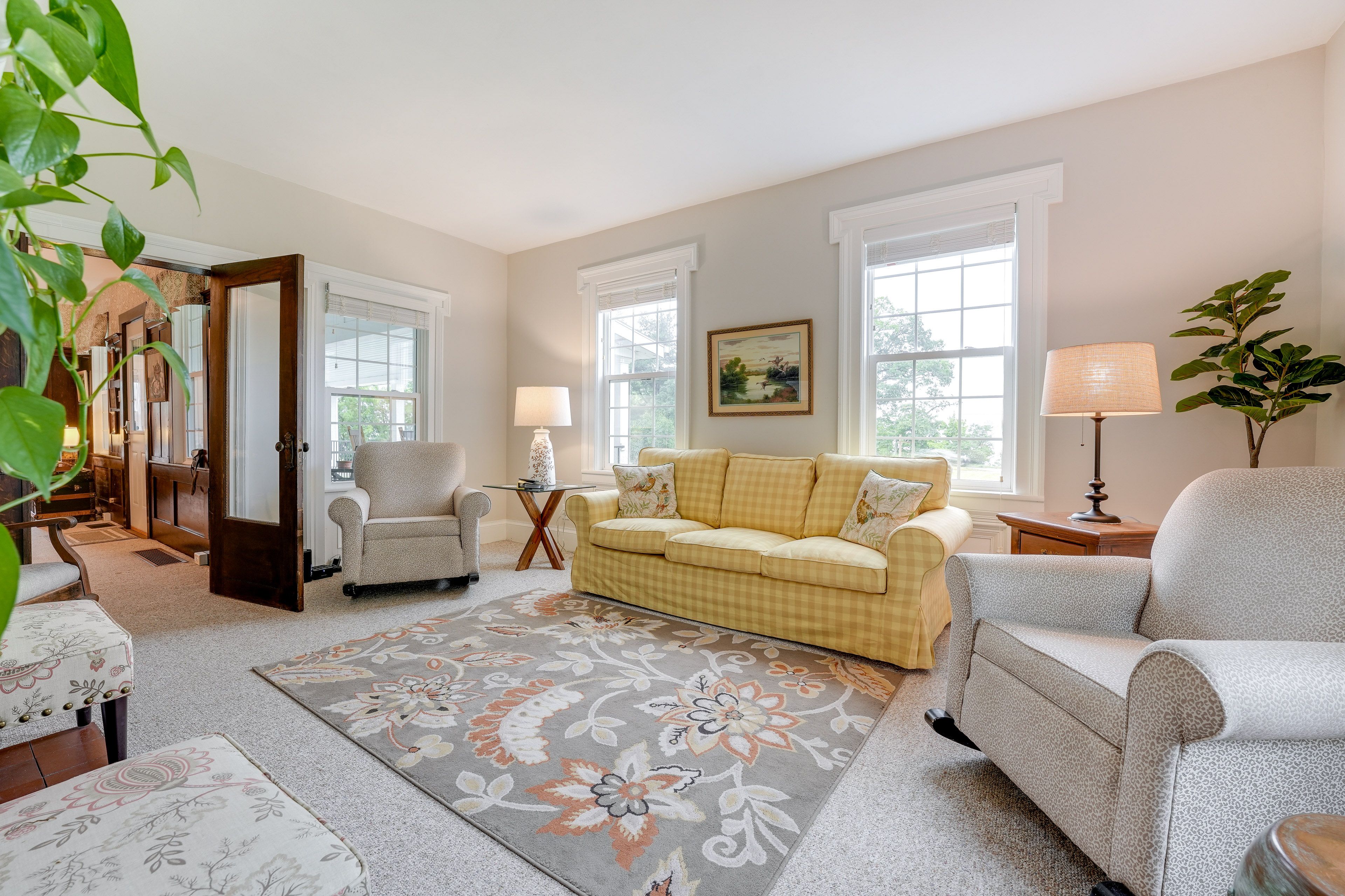 Parking | Driveway (4 Vehicles)