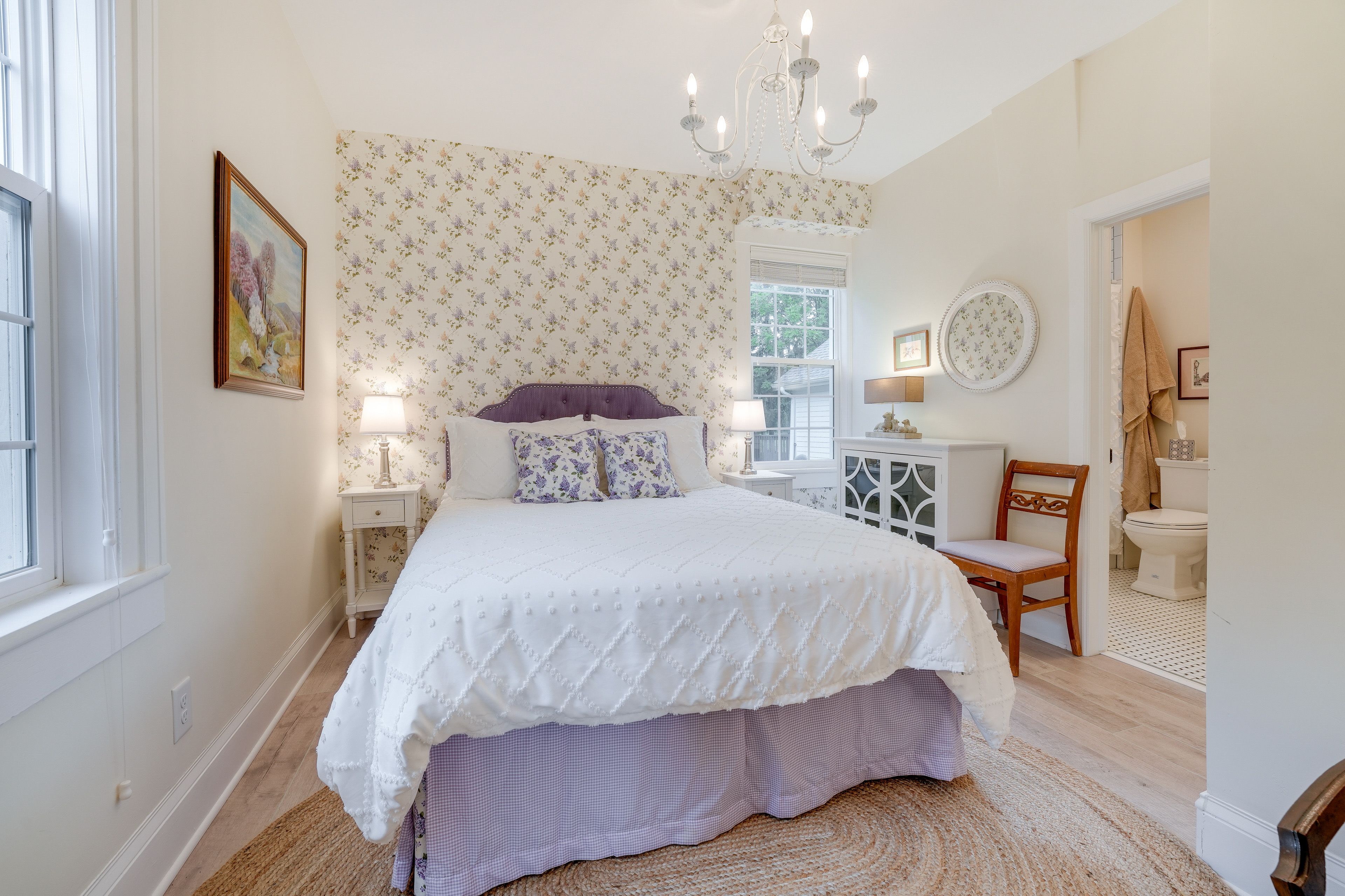 Bedroom 2 | 1st Floor | Queen Bed