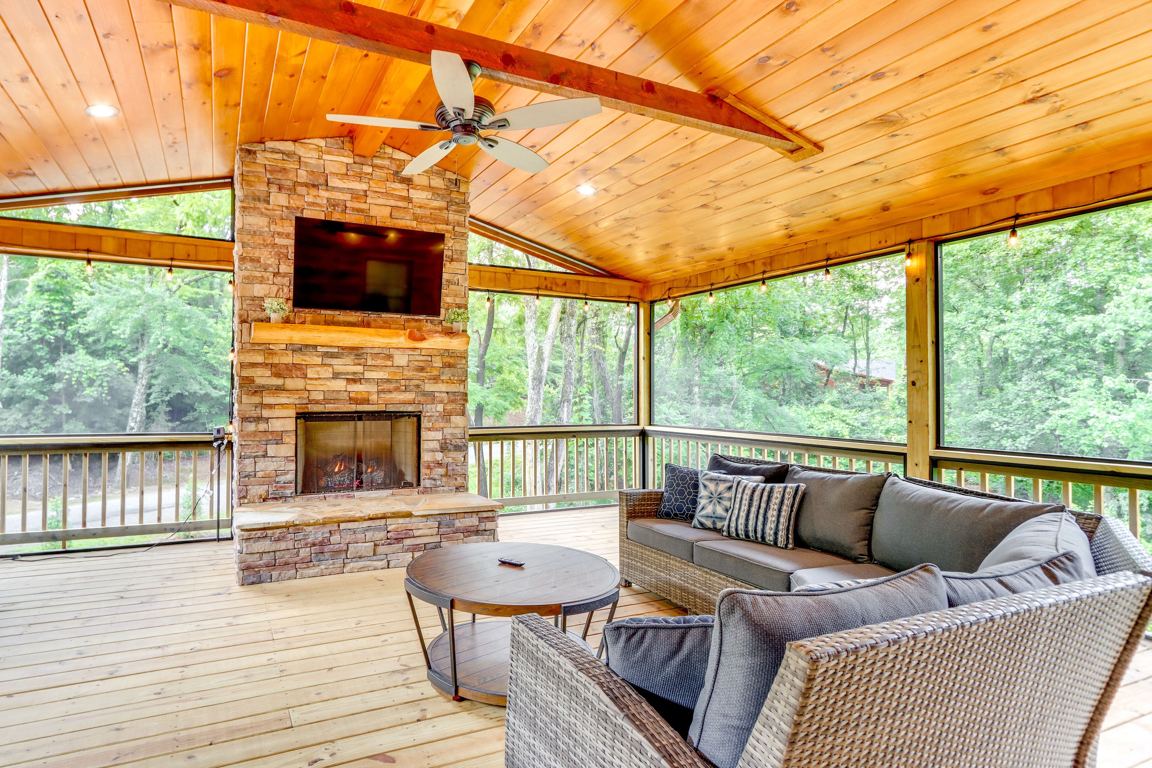 Screened Porch