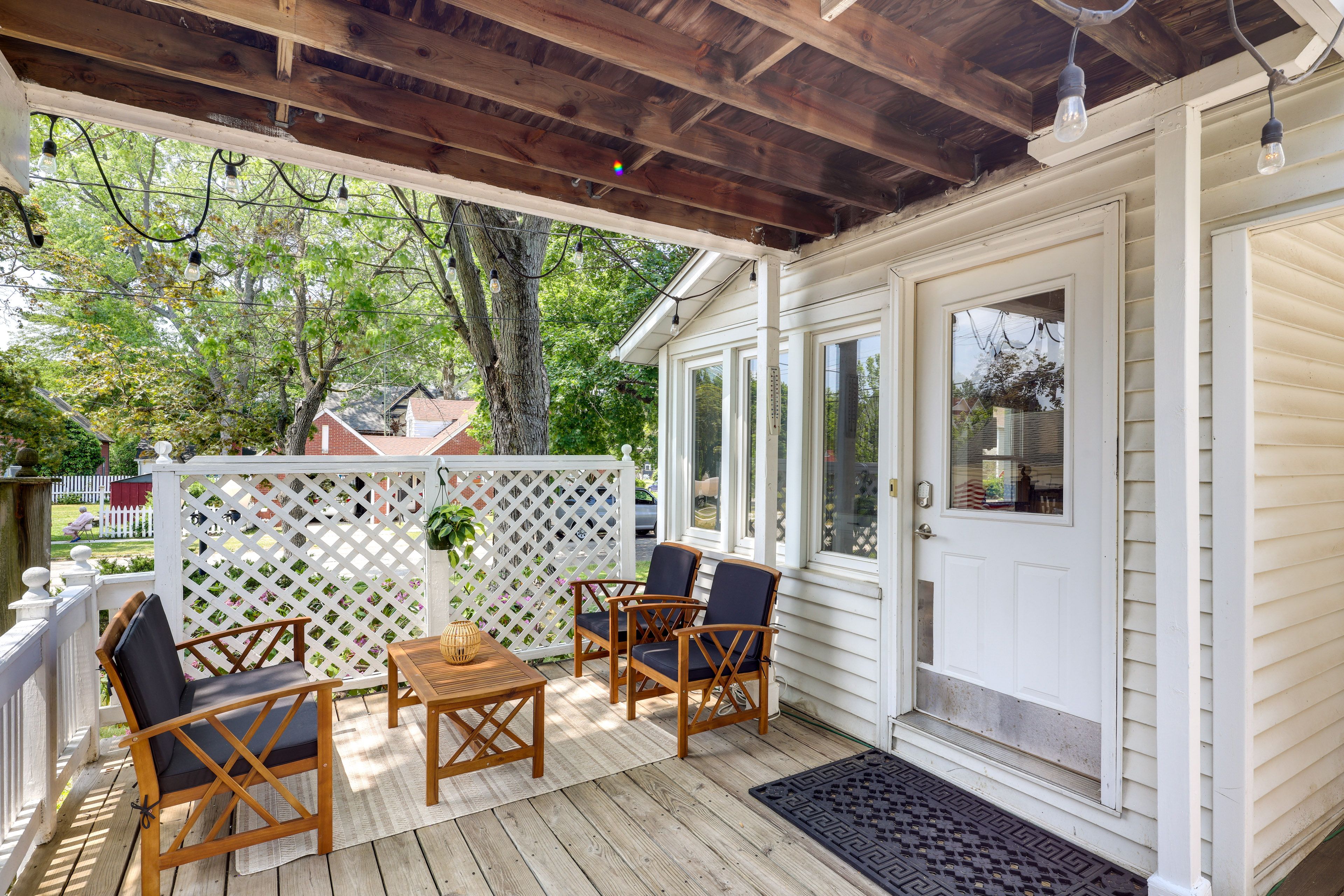 Deck | Gas Grill | Bistro Lighting