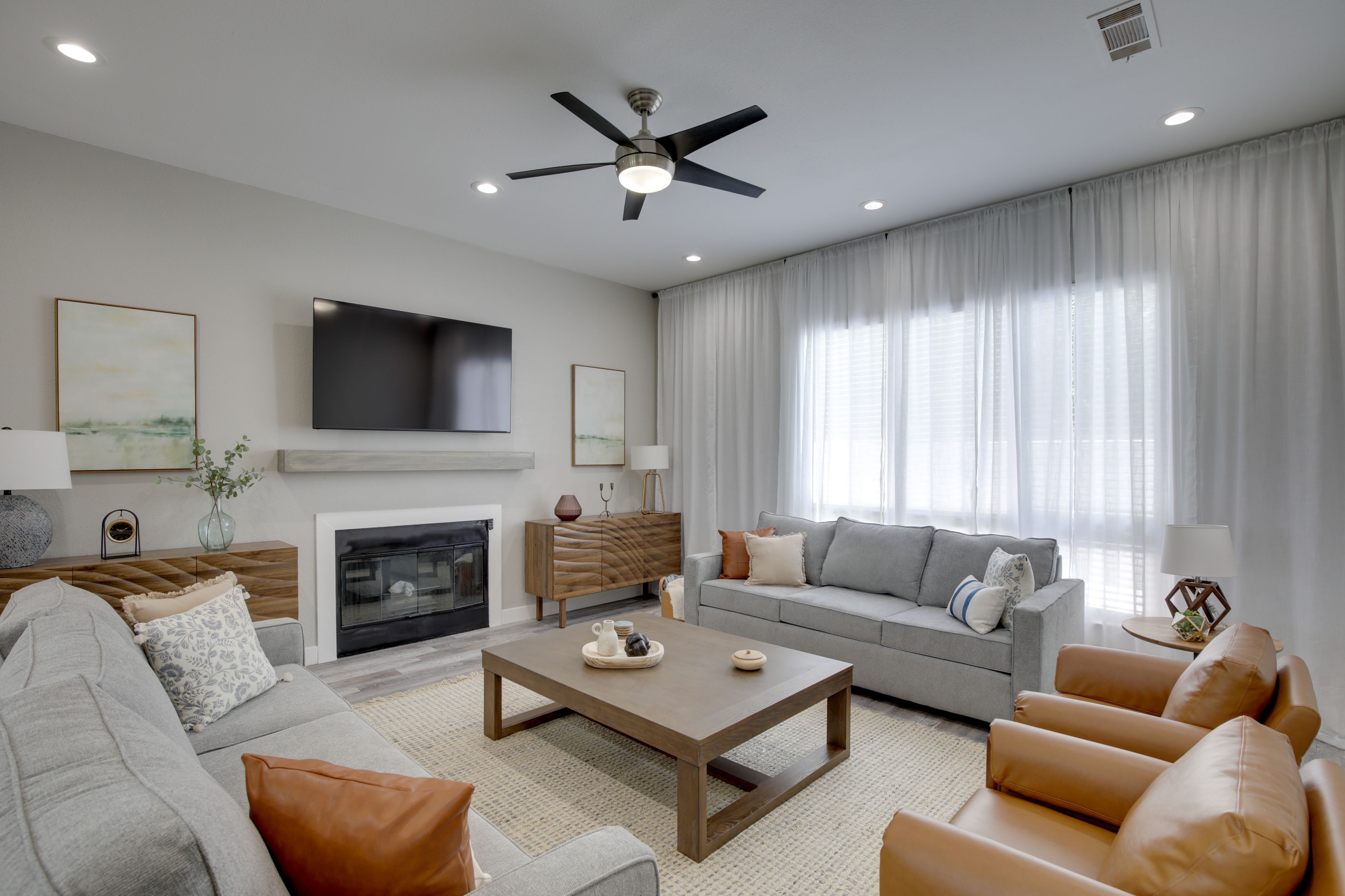 Living Room | 1st Floor | Fireplace | Flat-Screen TV | Central Air Conditioning