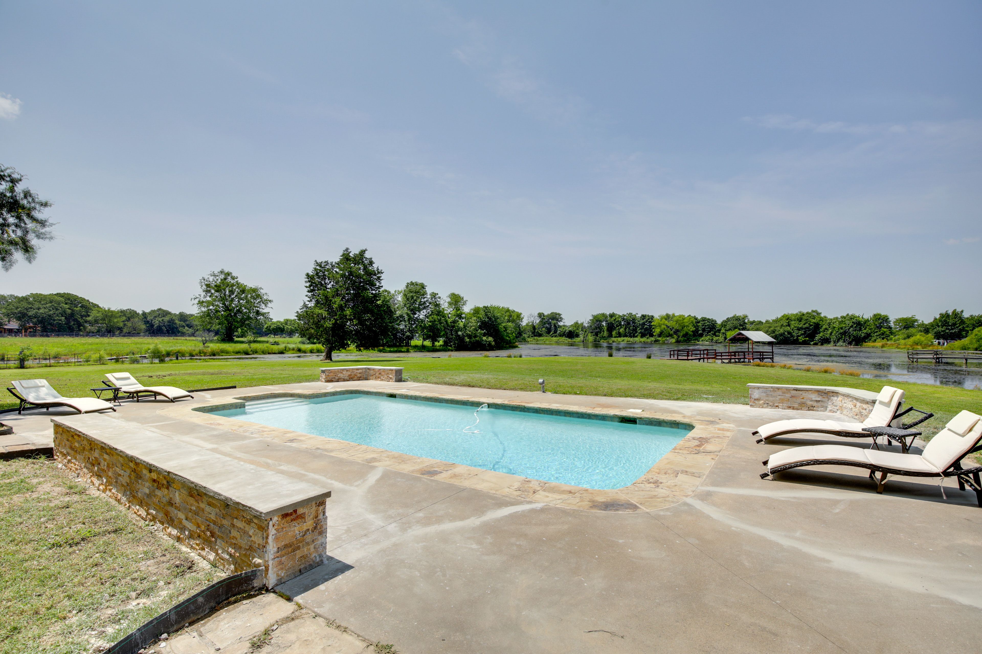 Kemp Vacation Rental | 5BR | 4.5BA | 3,500 Sq Ft | Step-Free Access