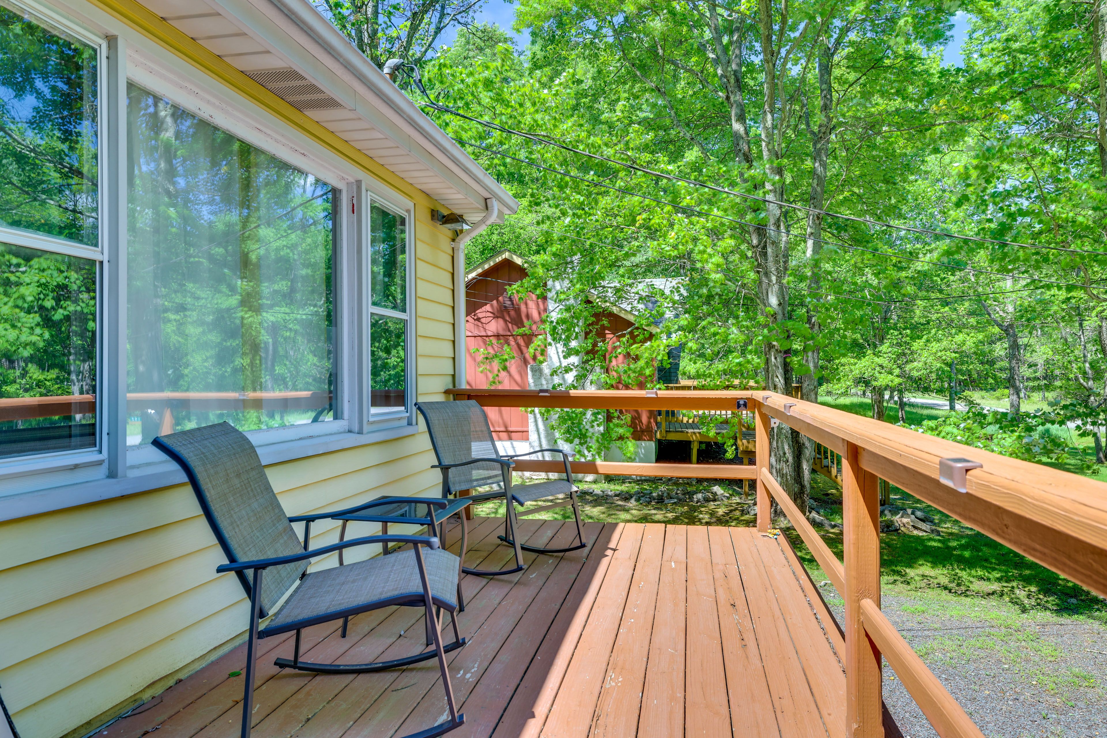 Front Deck | Private Entrance