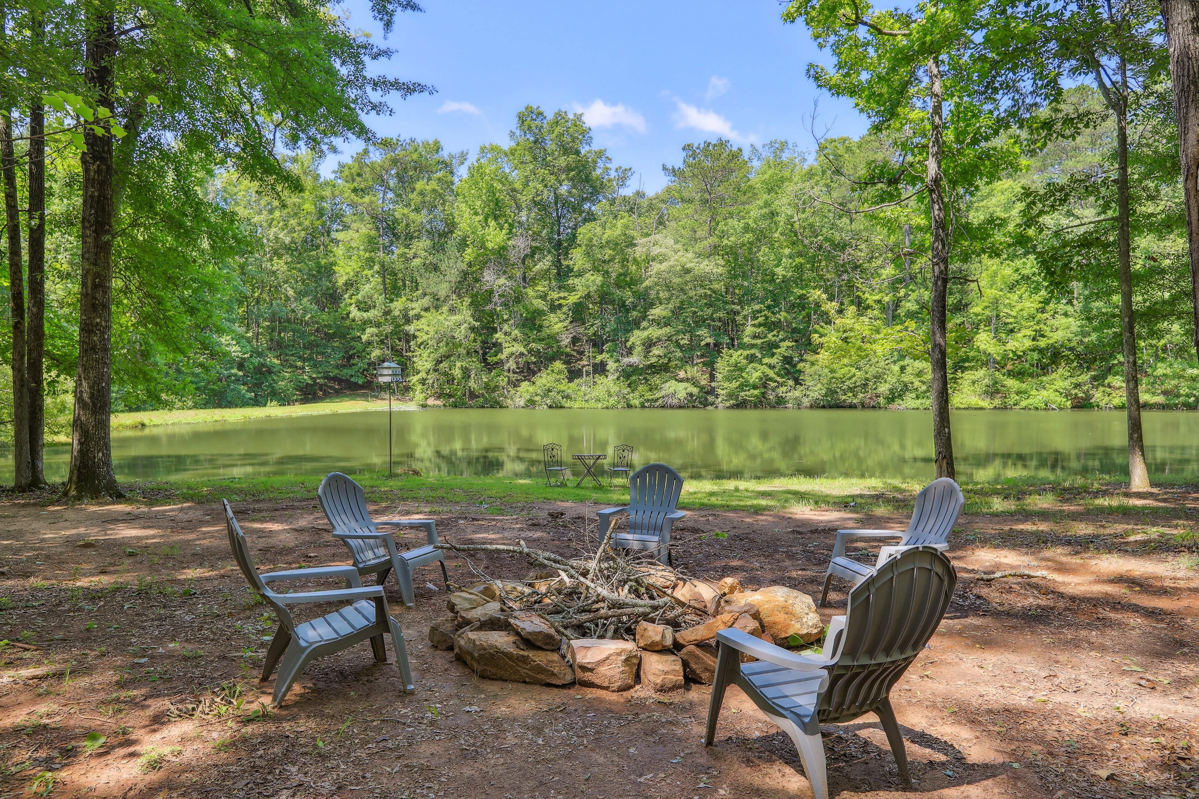 Backyard | Fire Pit | Gazebo | Dock