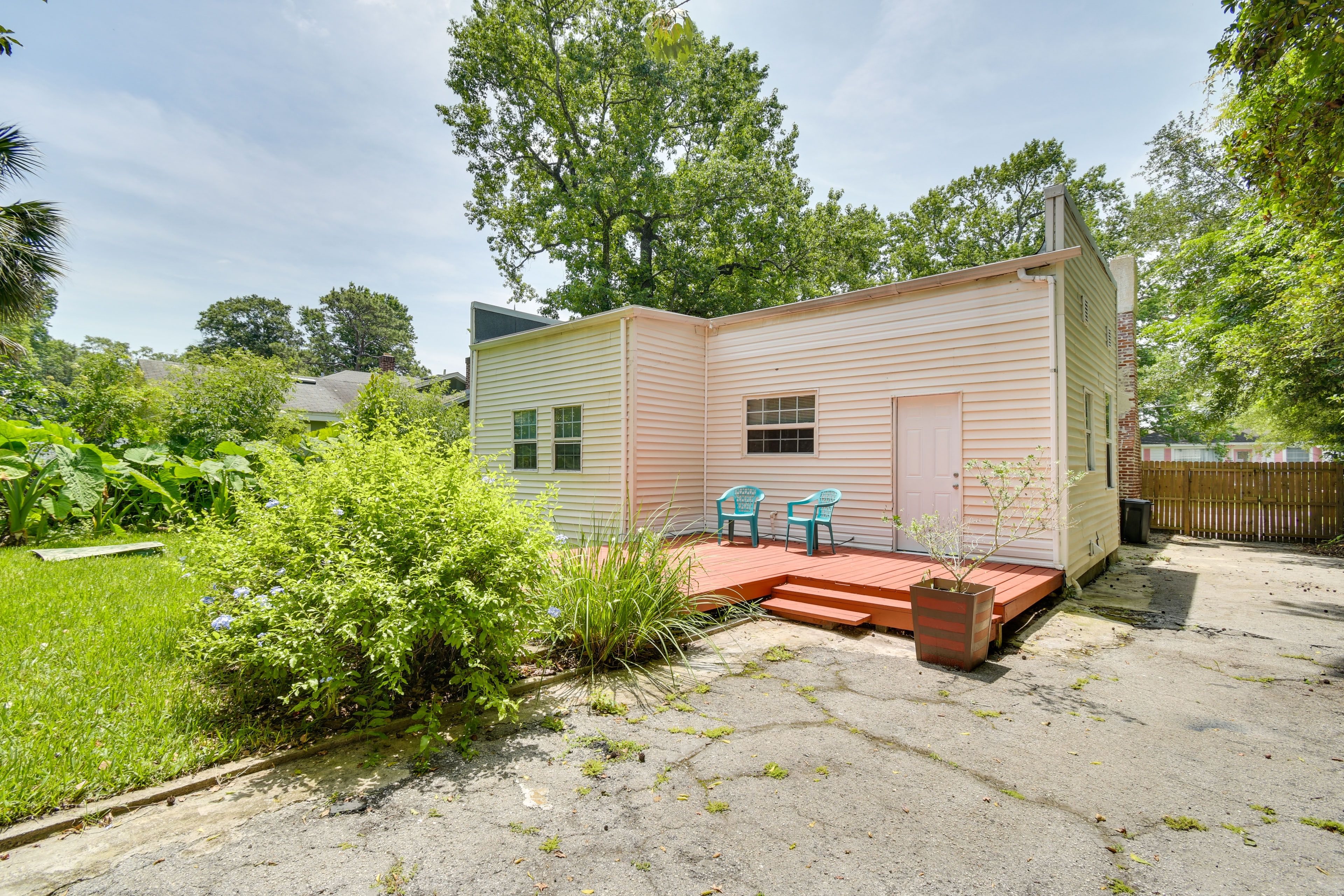 Fenced-In Yard