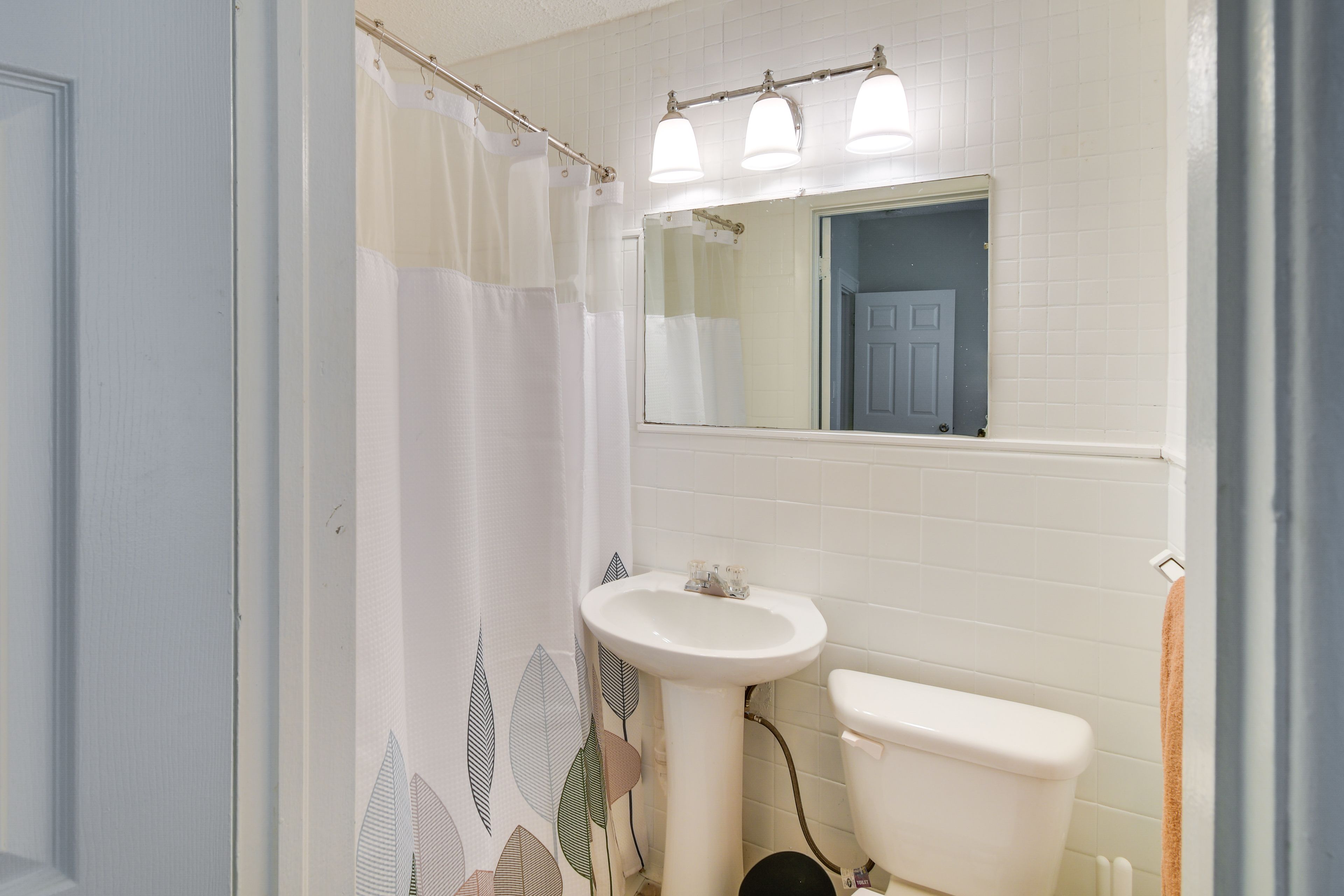 En-Suite Bathroom