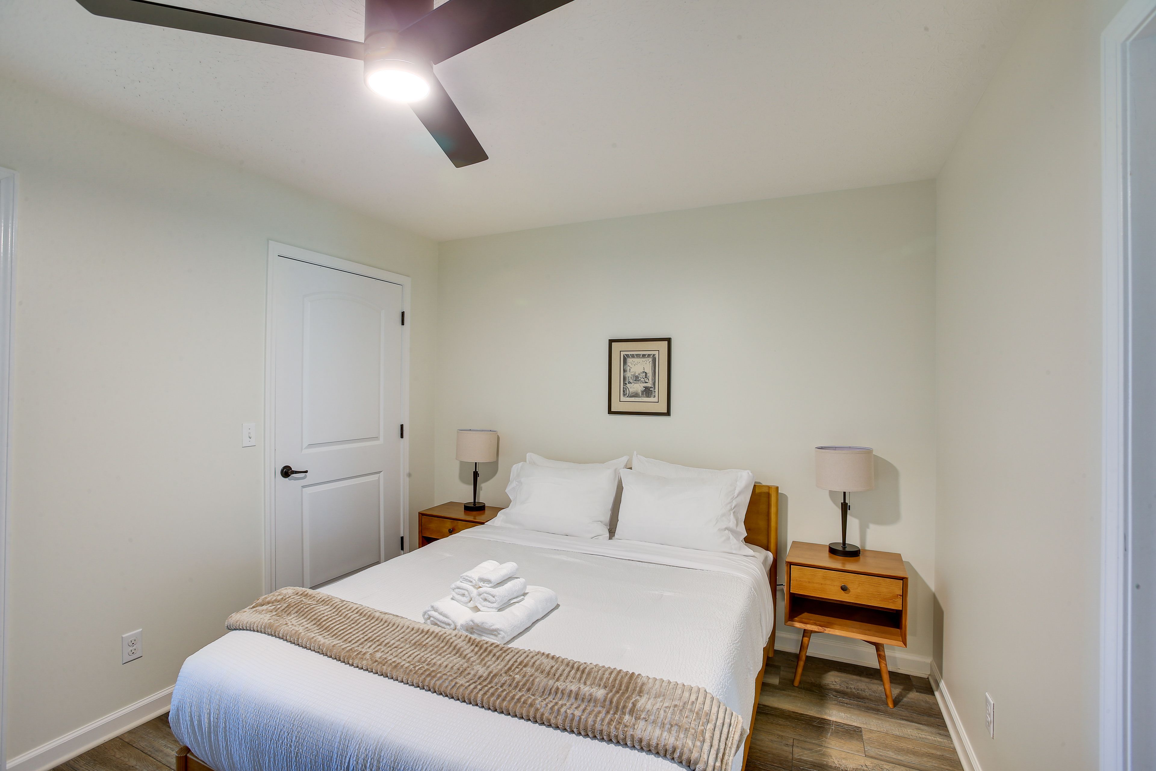 Bedroom 3 | Queen Bed | 1st Floor