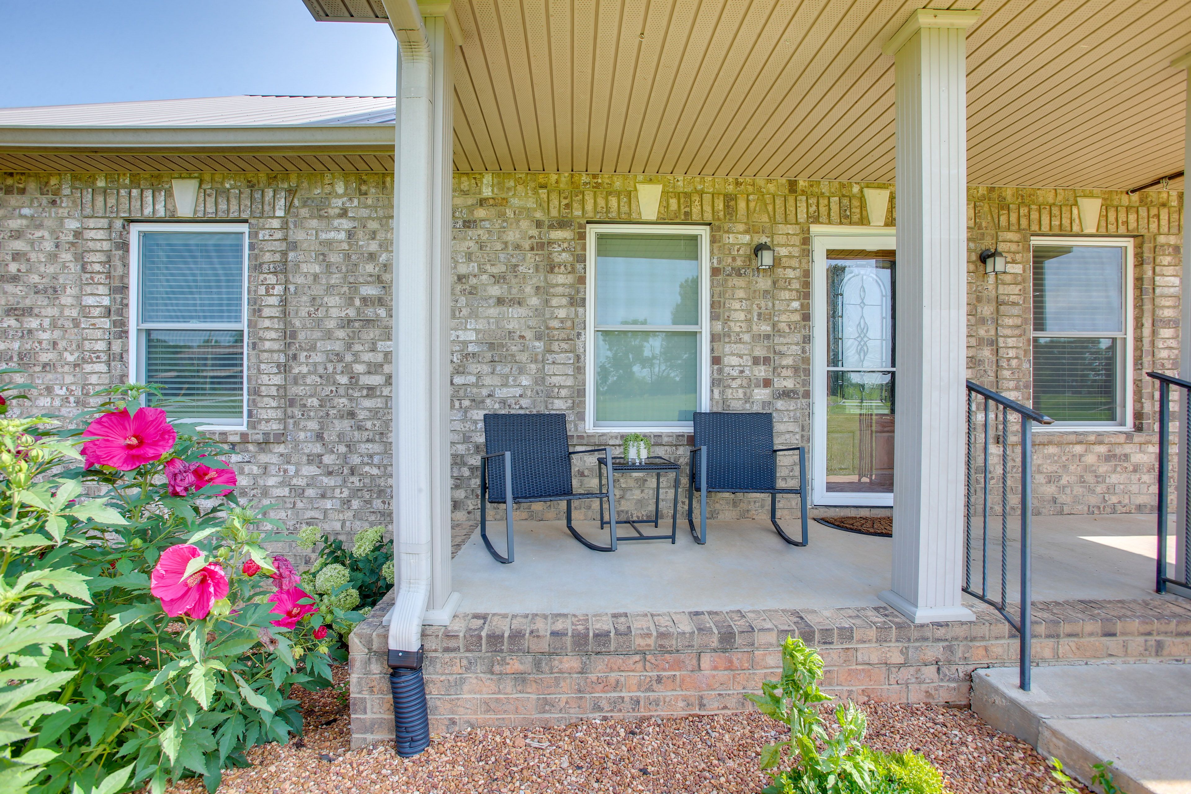 Front Porch | Garden
