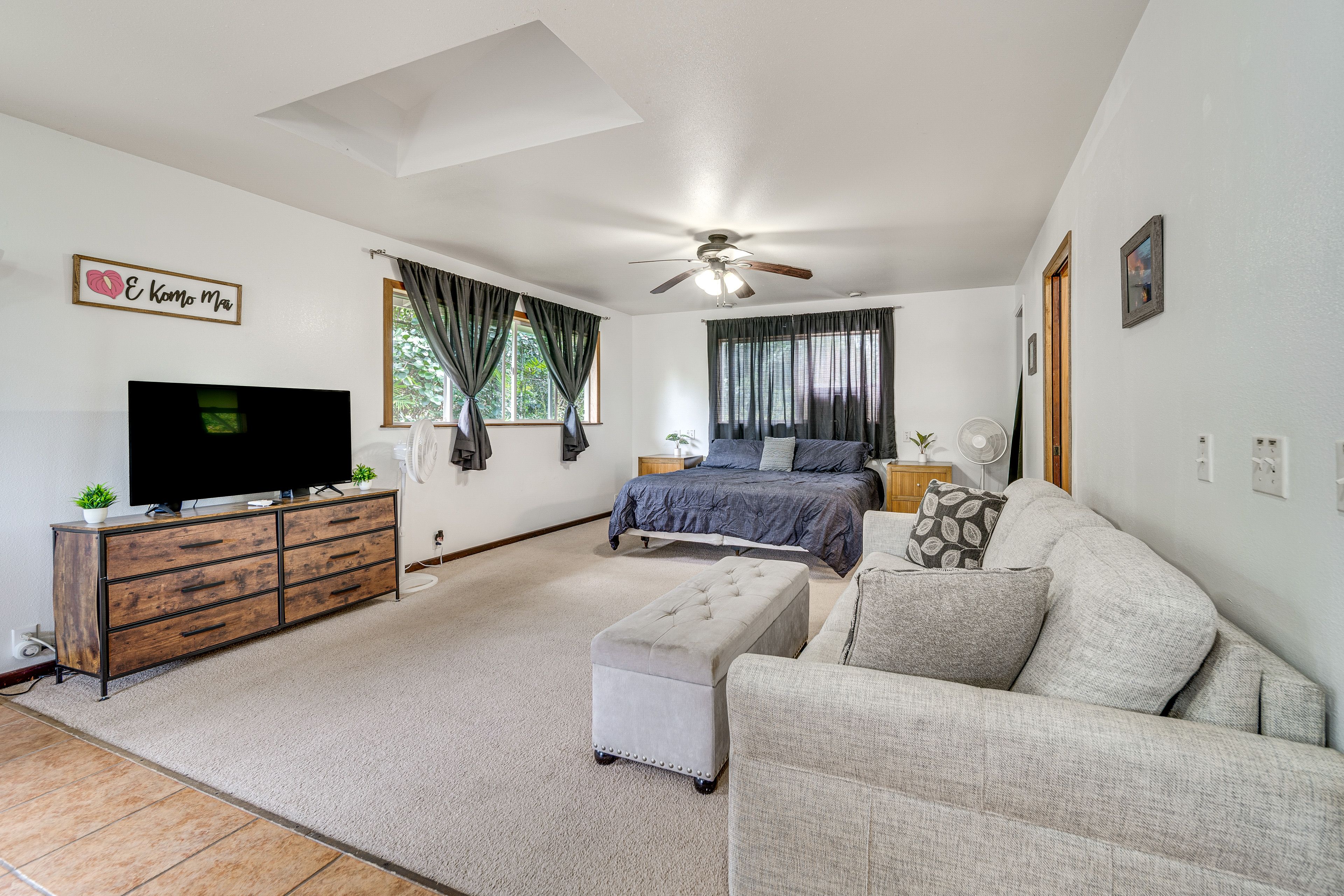 Living Room | Queen Sleeper Sofa | Smart TV