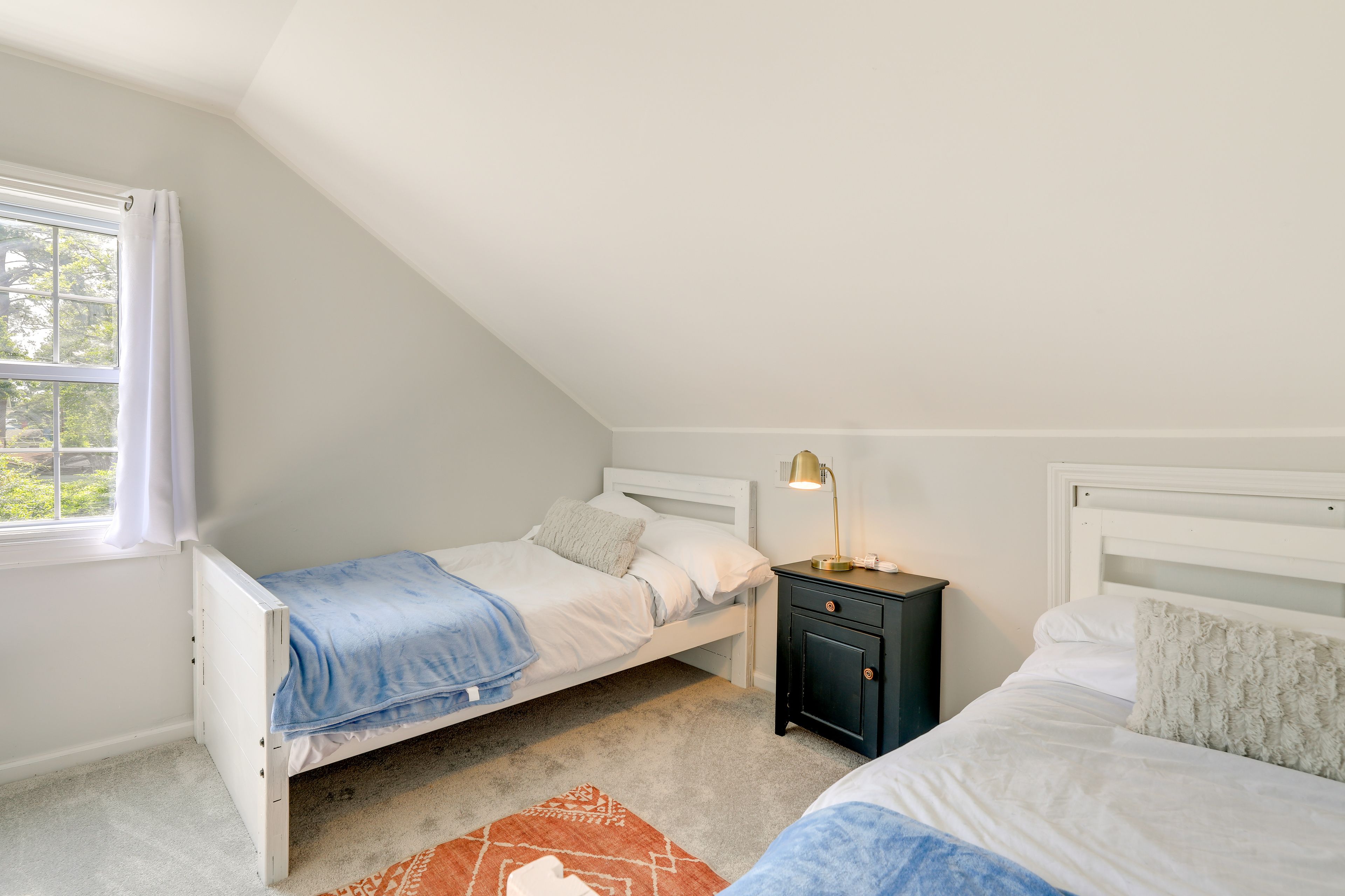 Bedroom 3 | 2 Twin Beds