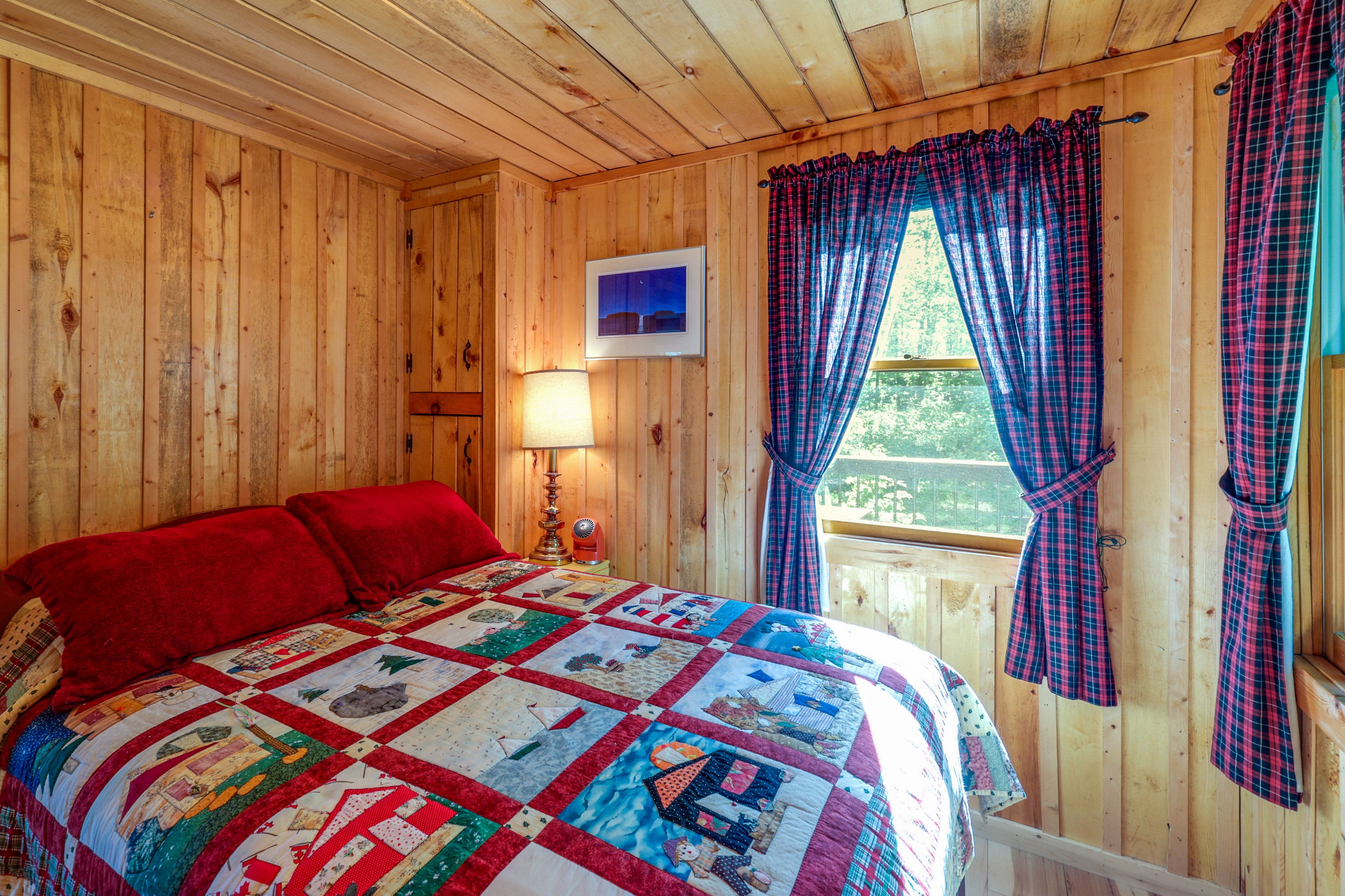 Bedroom 2 | Full Bed