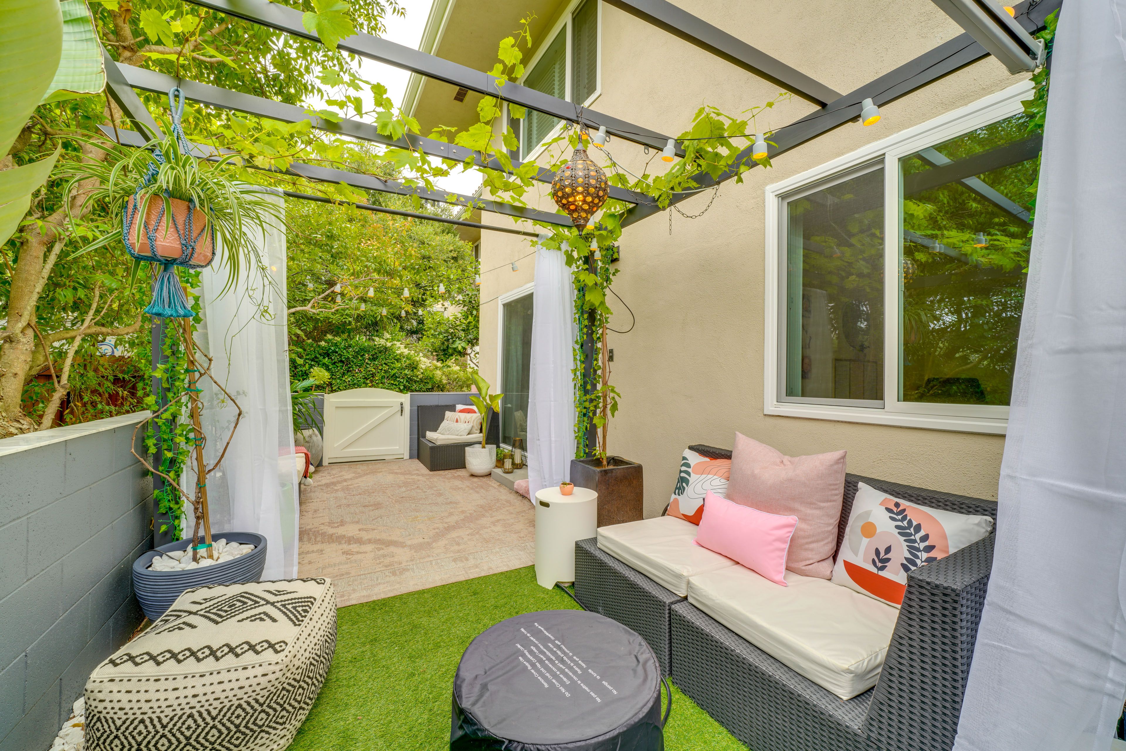 Condo Exterior | Furnished Patio