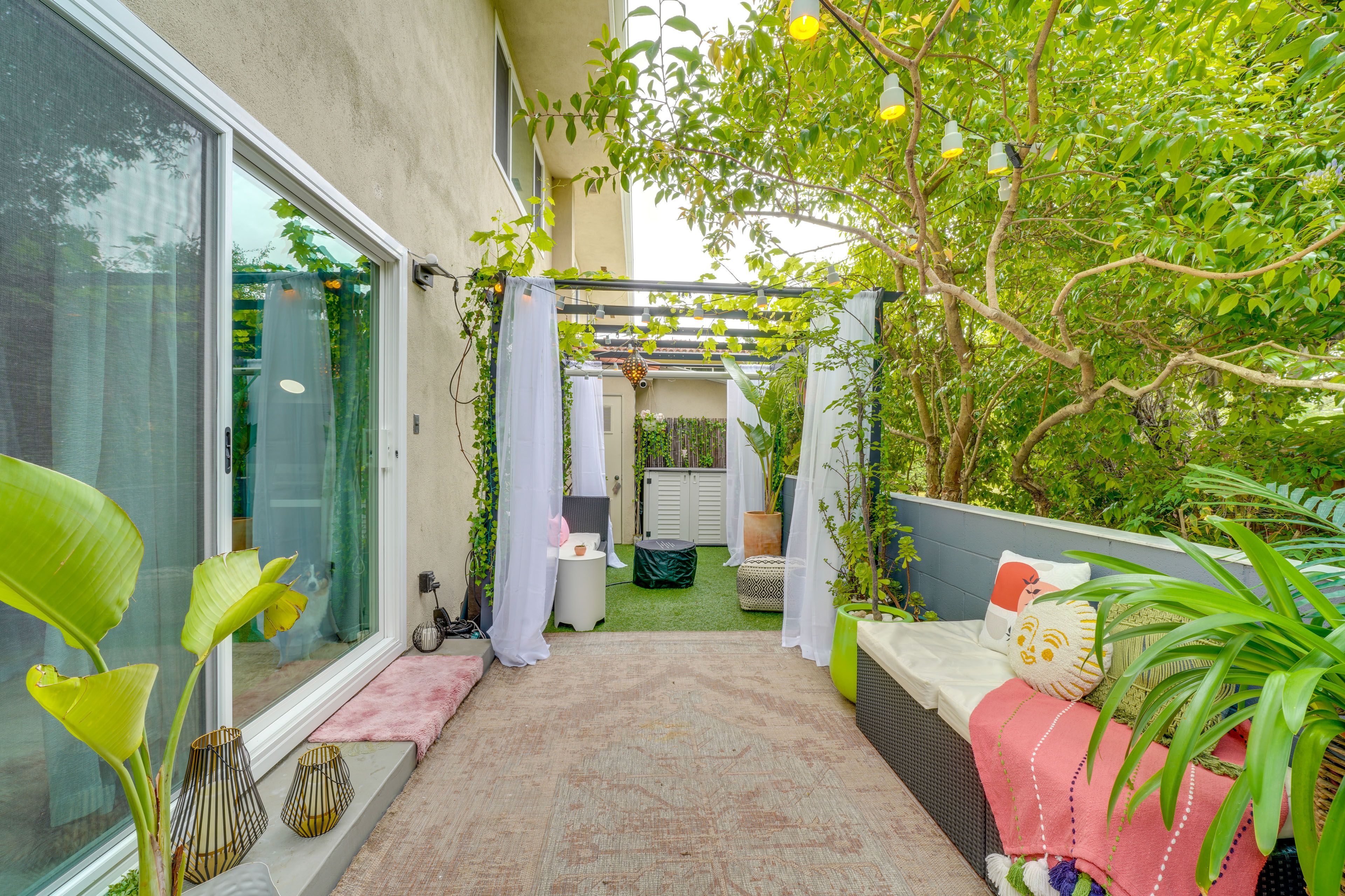 Condo Exterior | Furnished Patio