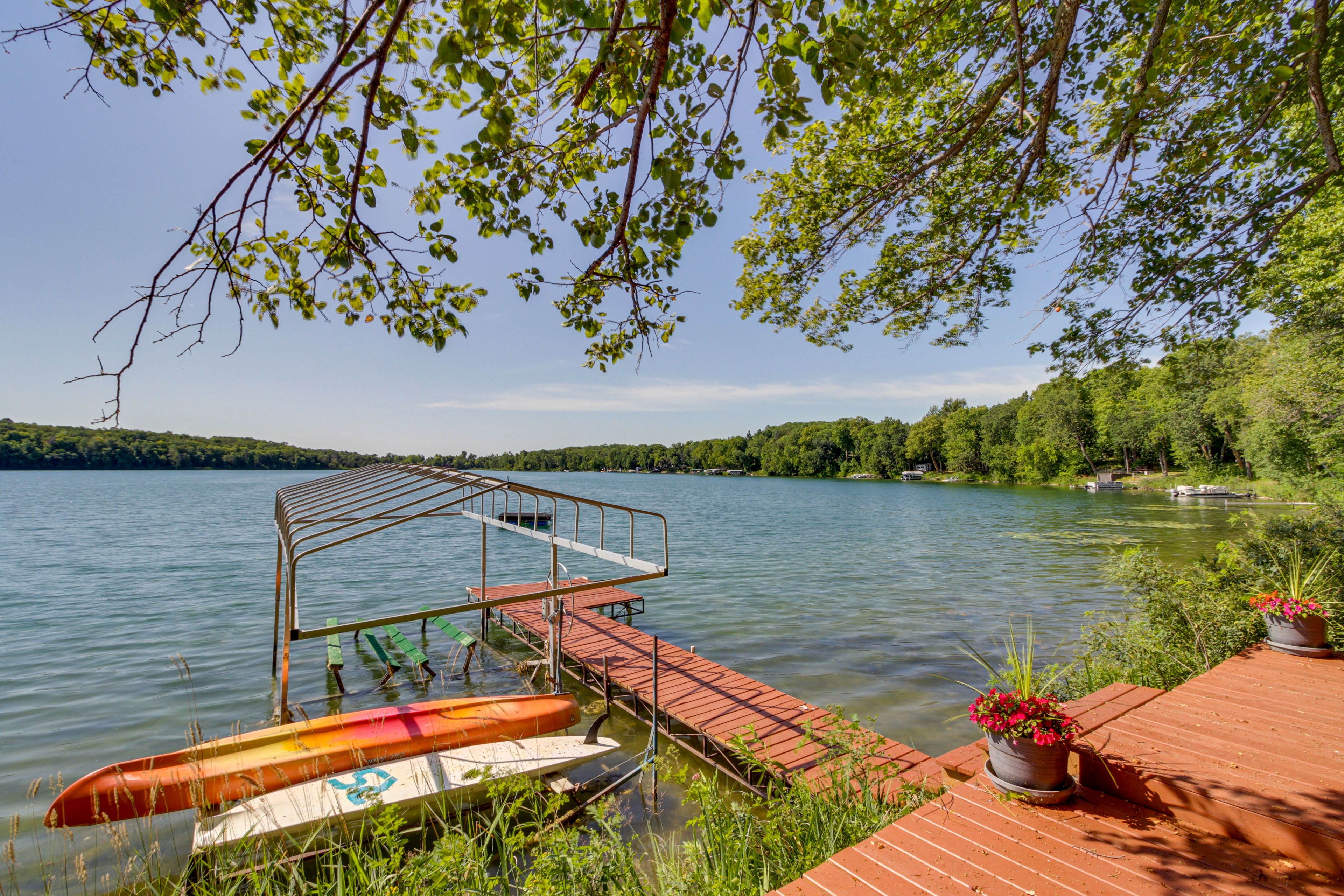 Semi-Private Dock | Lake Access | Kayaks