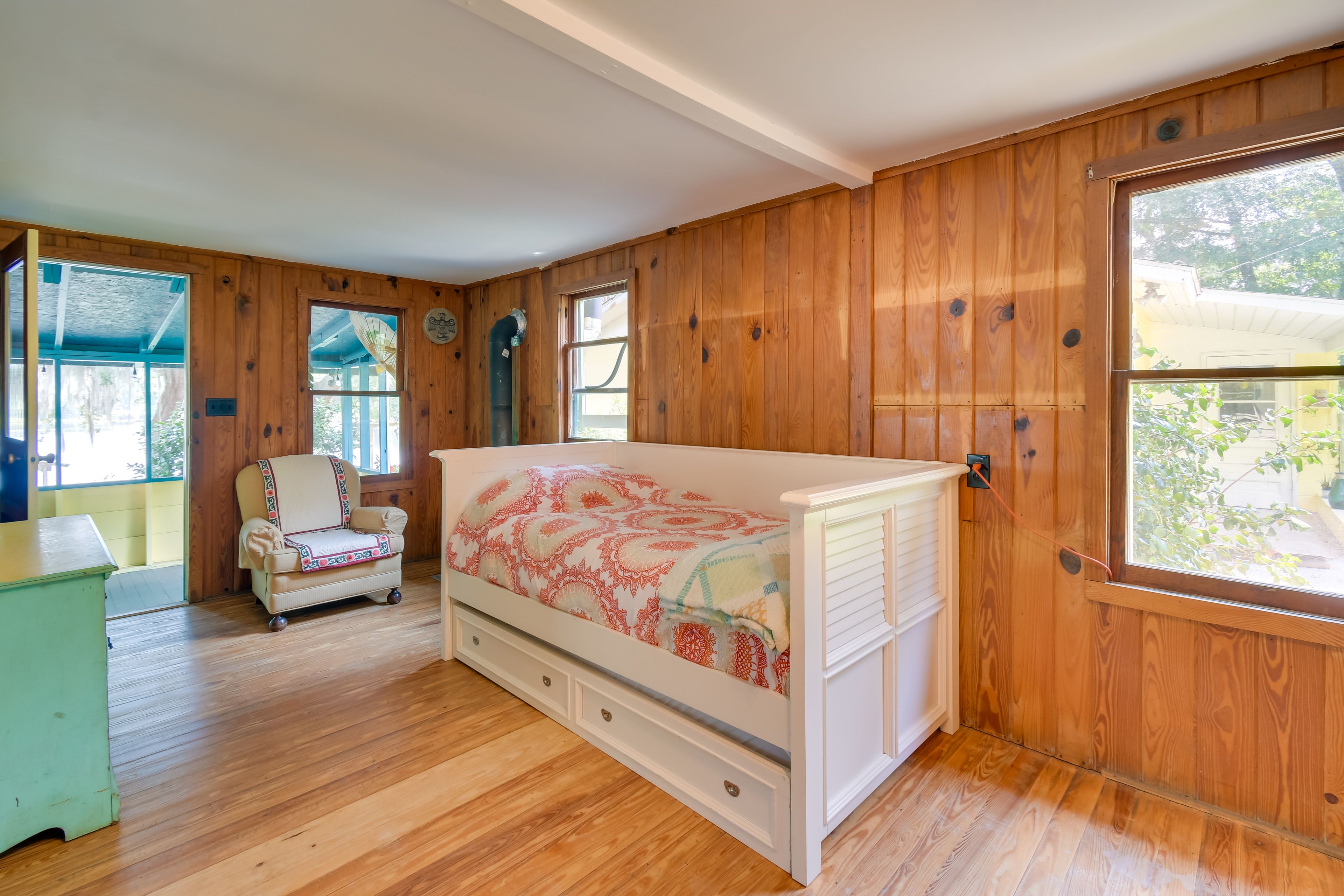 Bedroom 3 (Detached Casita) | Twin Daybed w/ Twin Trundle | 2 Full Beds