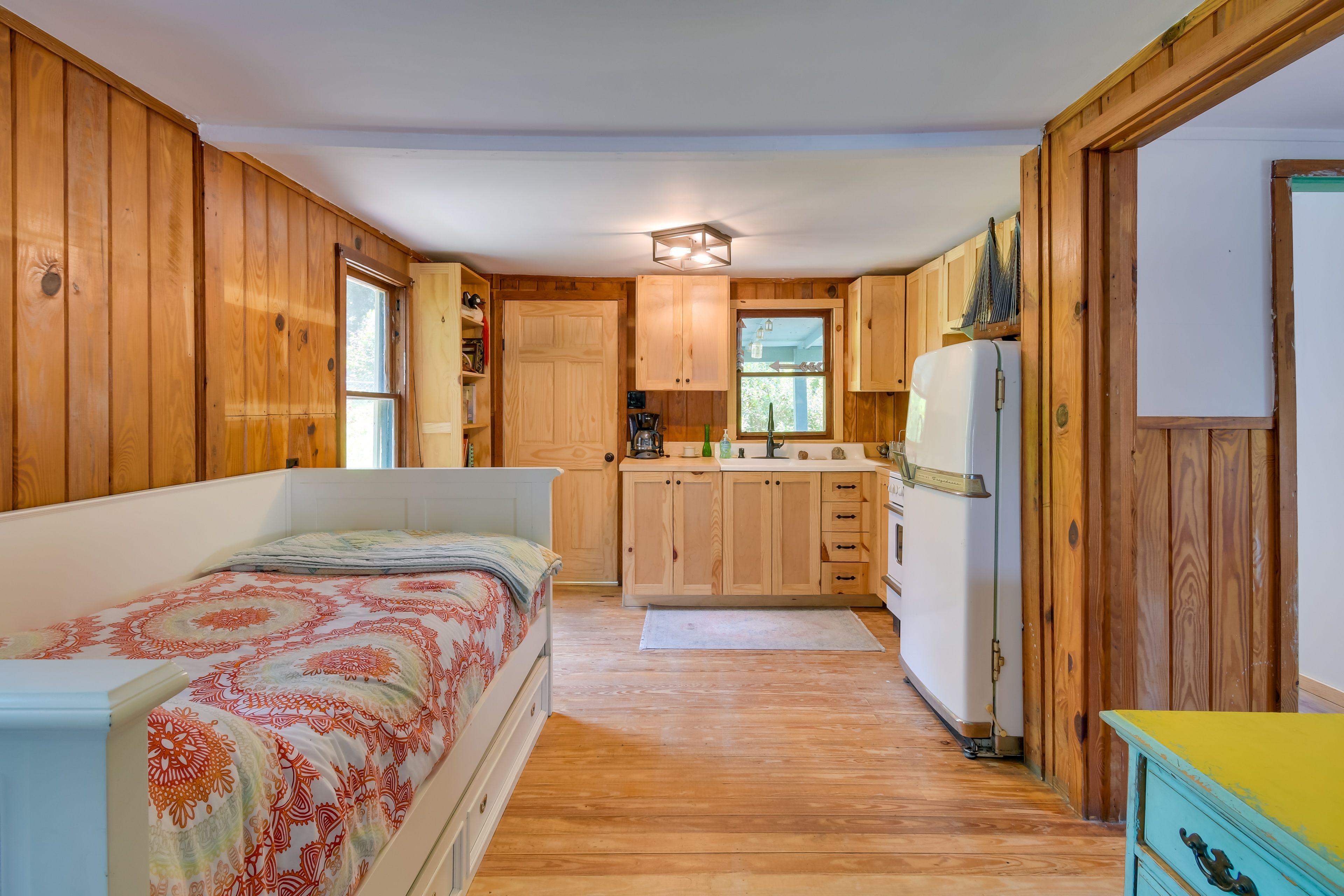 Detached Casita Kitchen