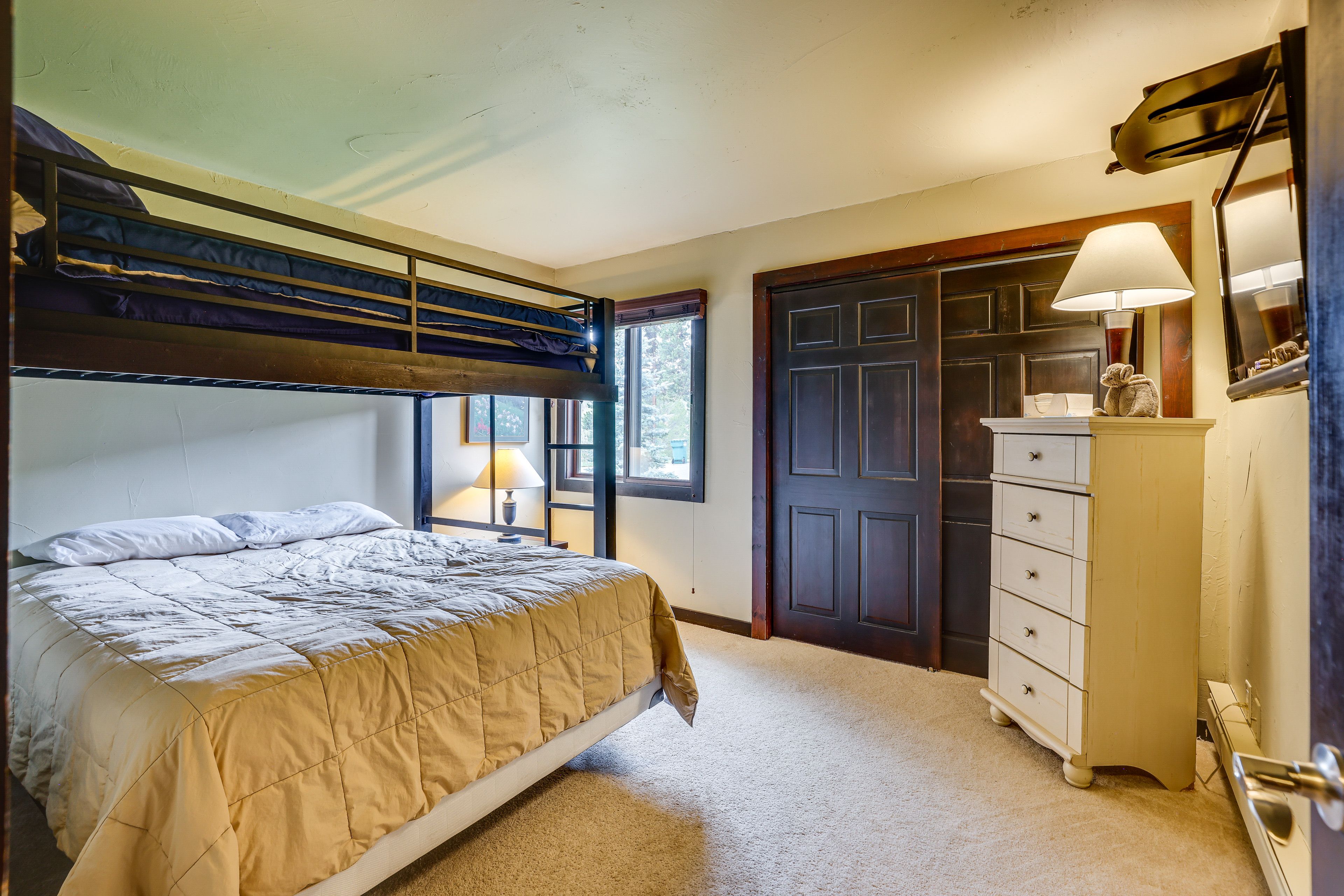 Bedroom 3 | Lofted Full Bed | Queen Bed