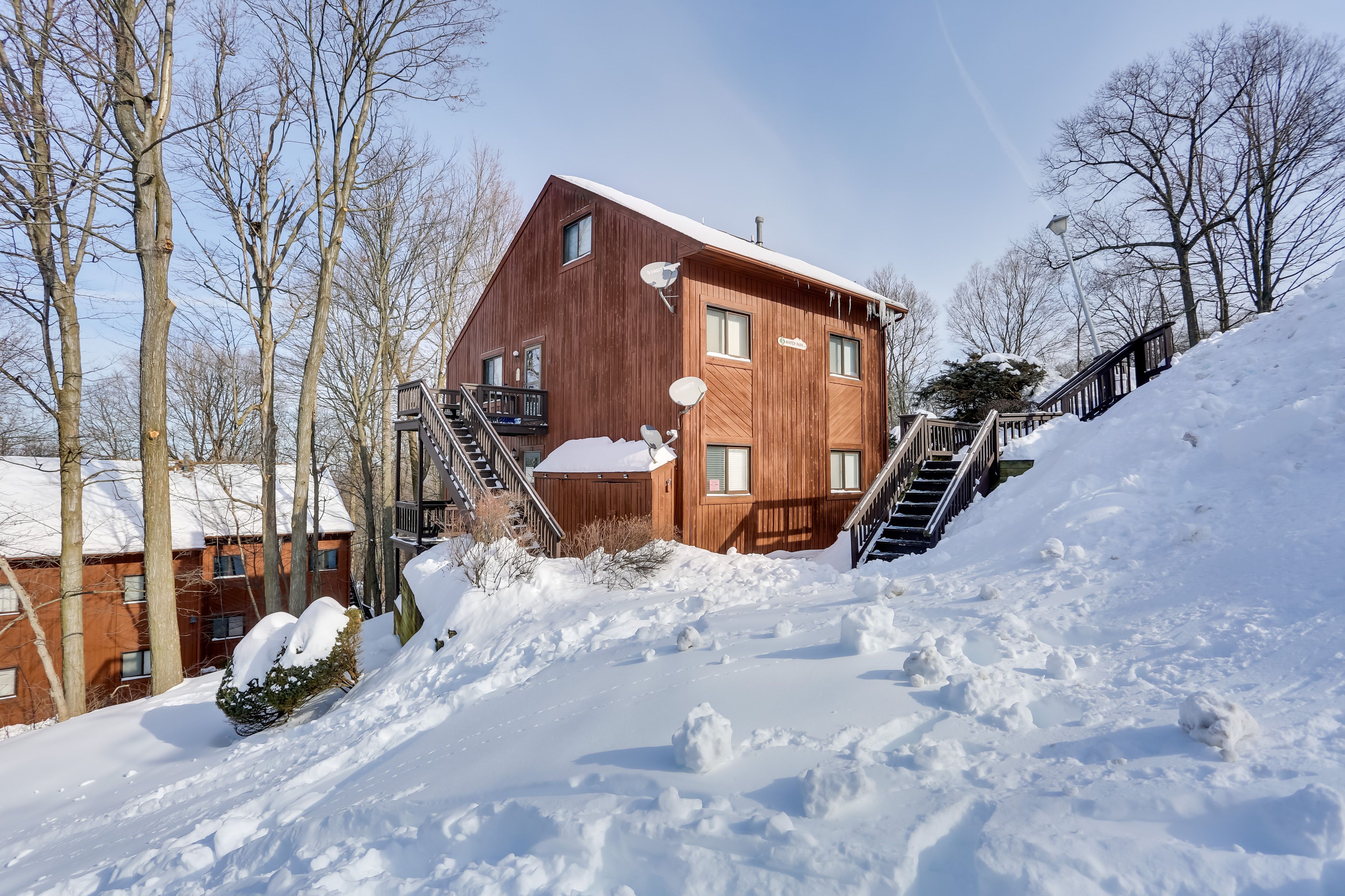 Winter Exterior | Ski Slope Access