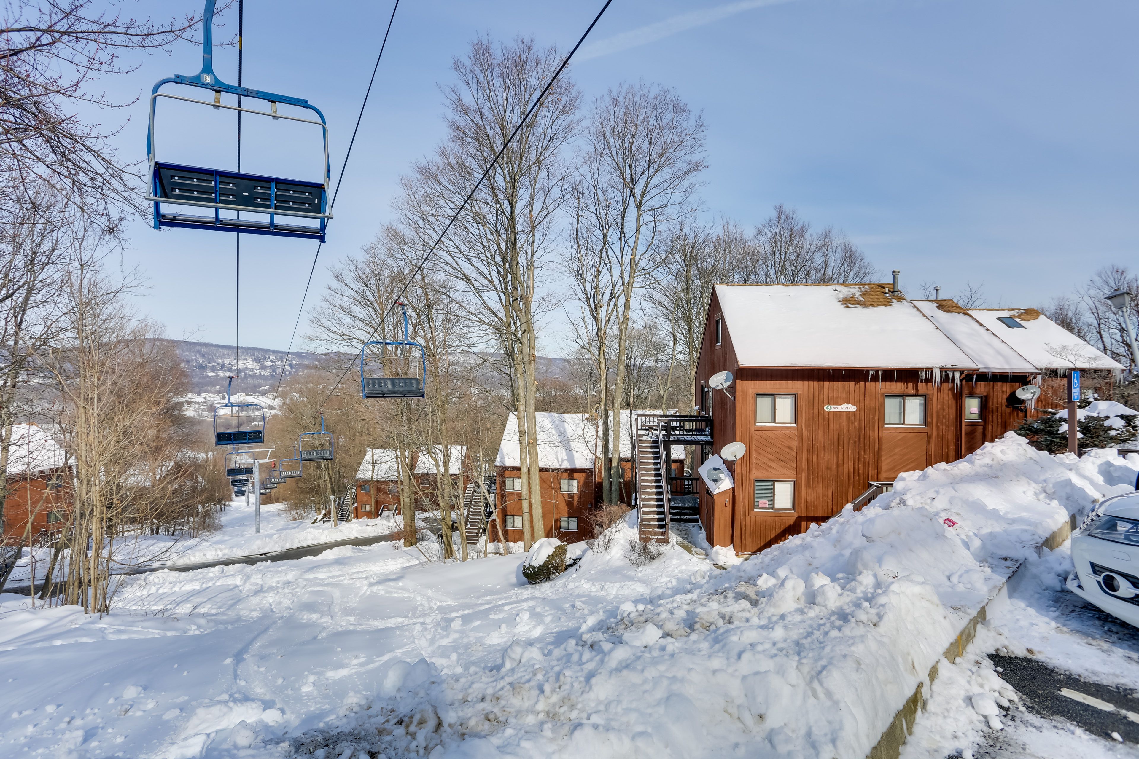 Winter Exterior | Ski-In/Ski-Out Access