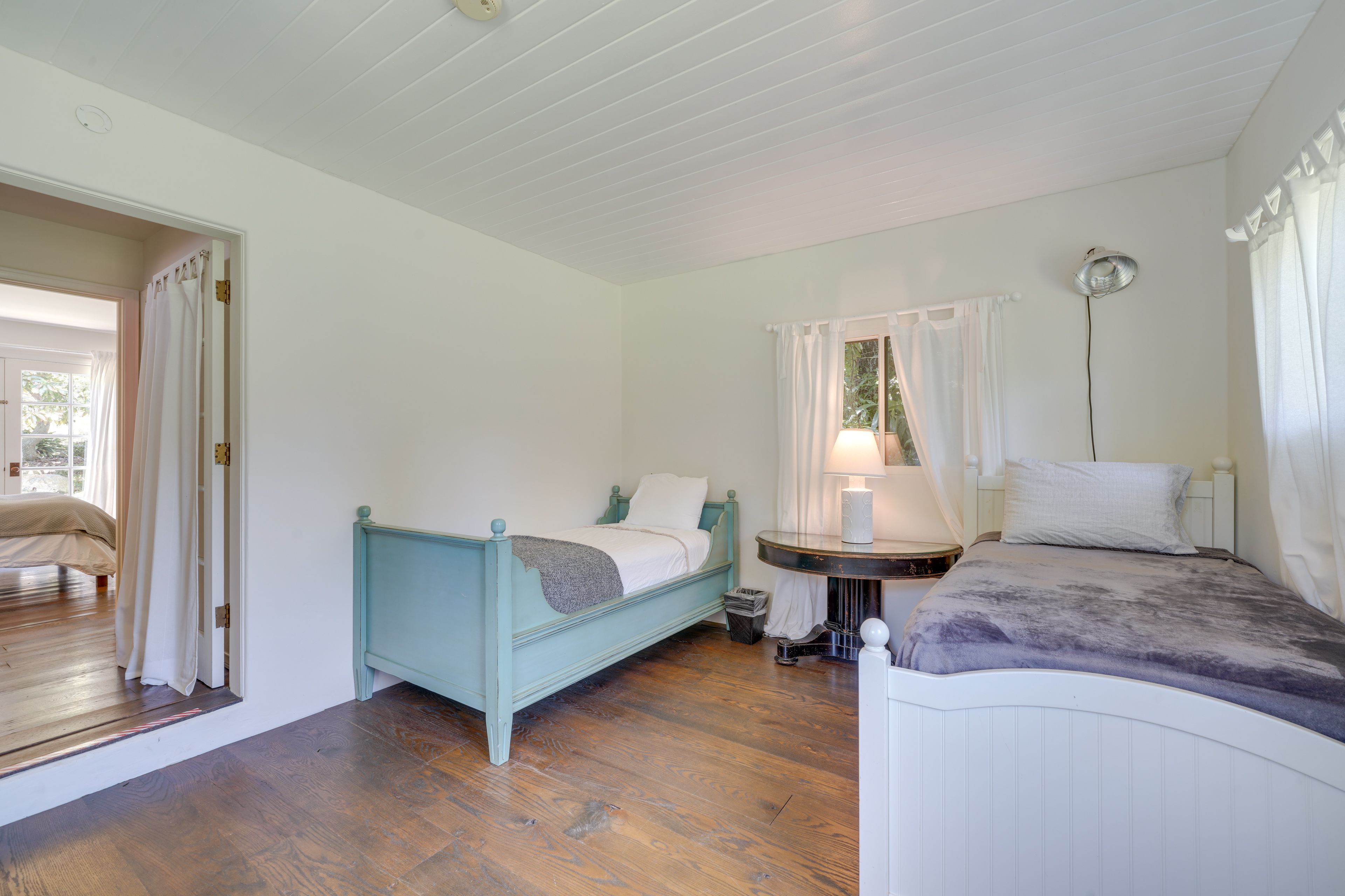 Bedroom 2 | 2 Twin Beds